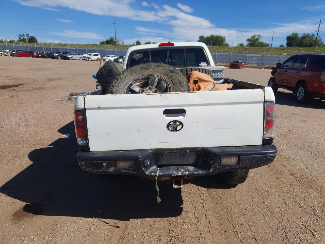 1998 Toyota Tacoma V6 White vin: 4TAWN72N9WZ072943