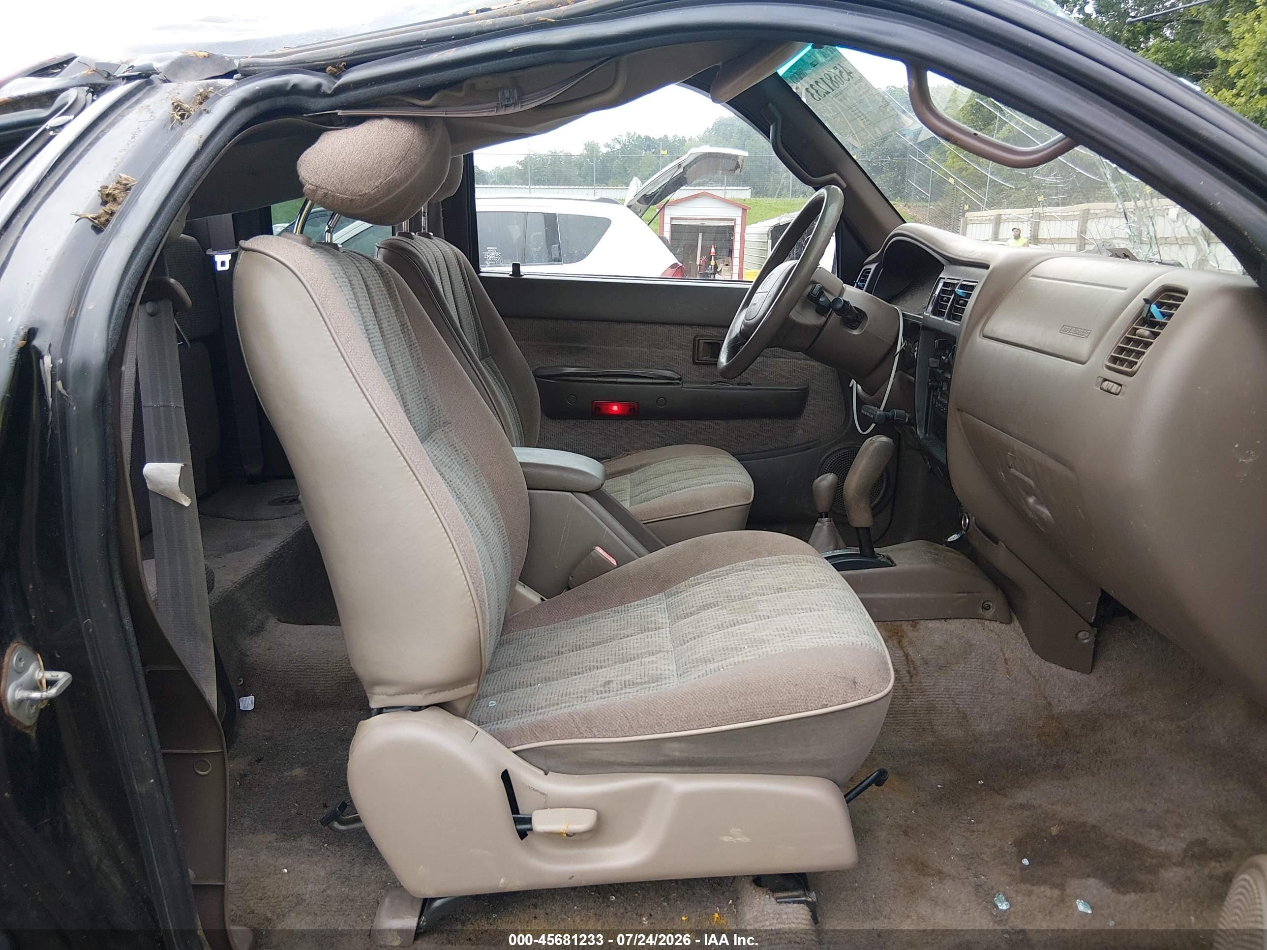1999 Toyota Tacoma   Black vin: 4TAWN72N9XZ444136
