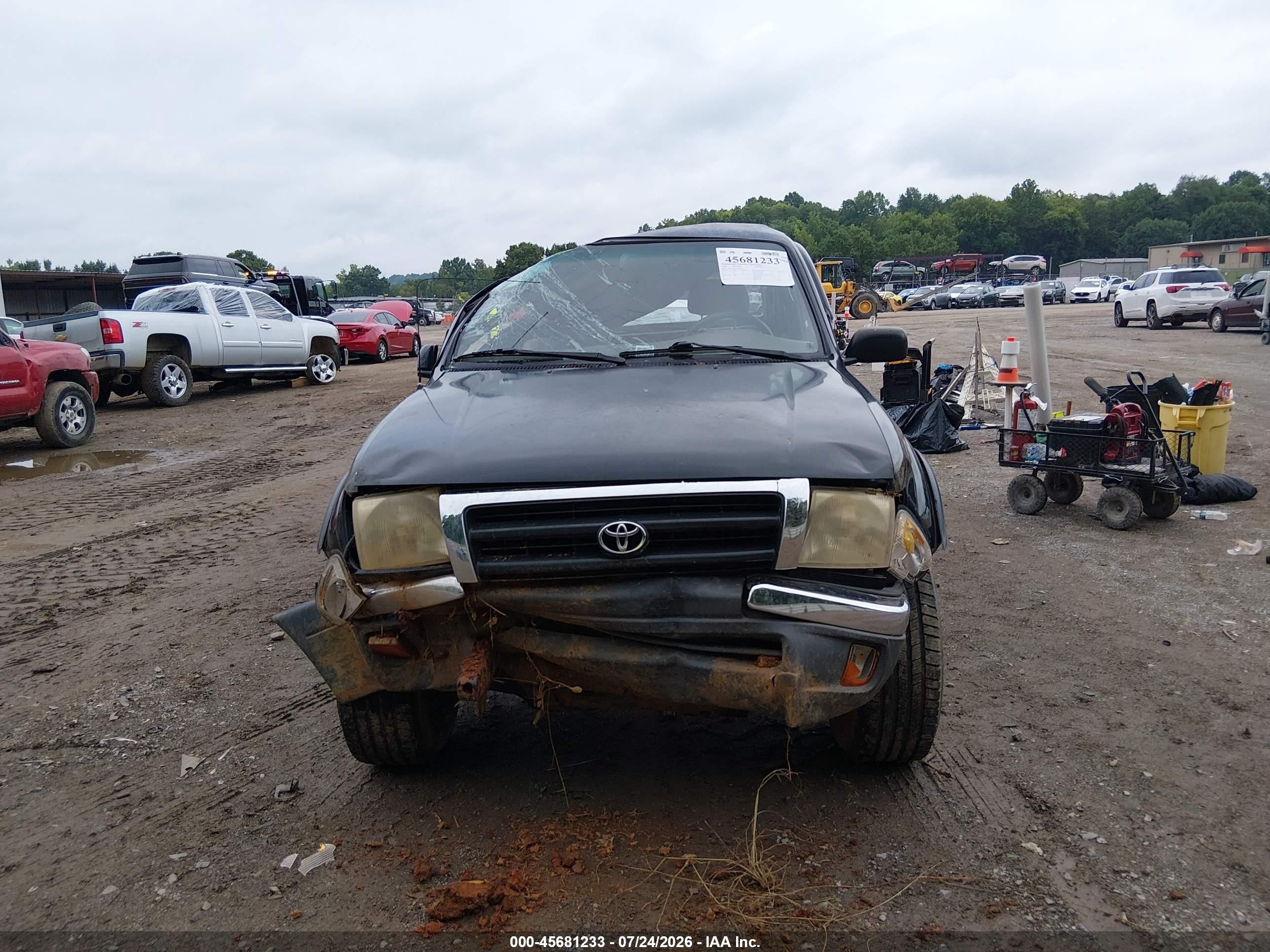 1999 Toyota Tacoma   Black vin: 4TAWN72N9XZ444136
