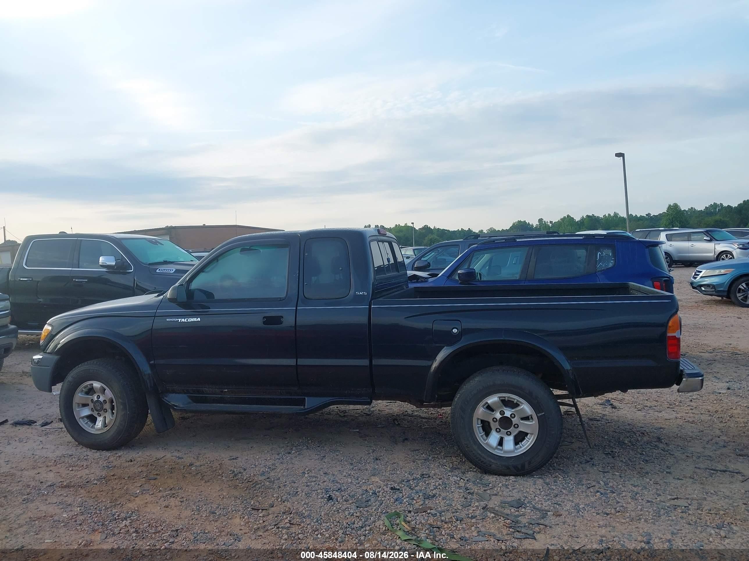 2000 Toyota Tacoma Base V6 Black vin: 4TAWN72N9YZ633239