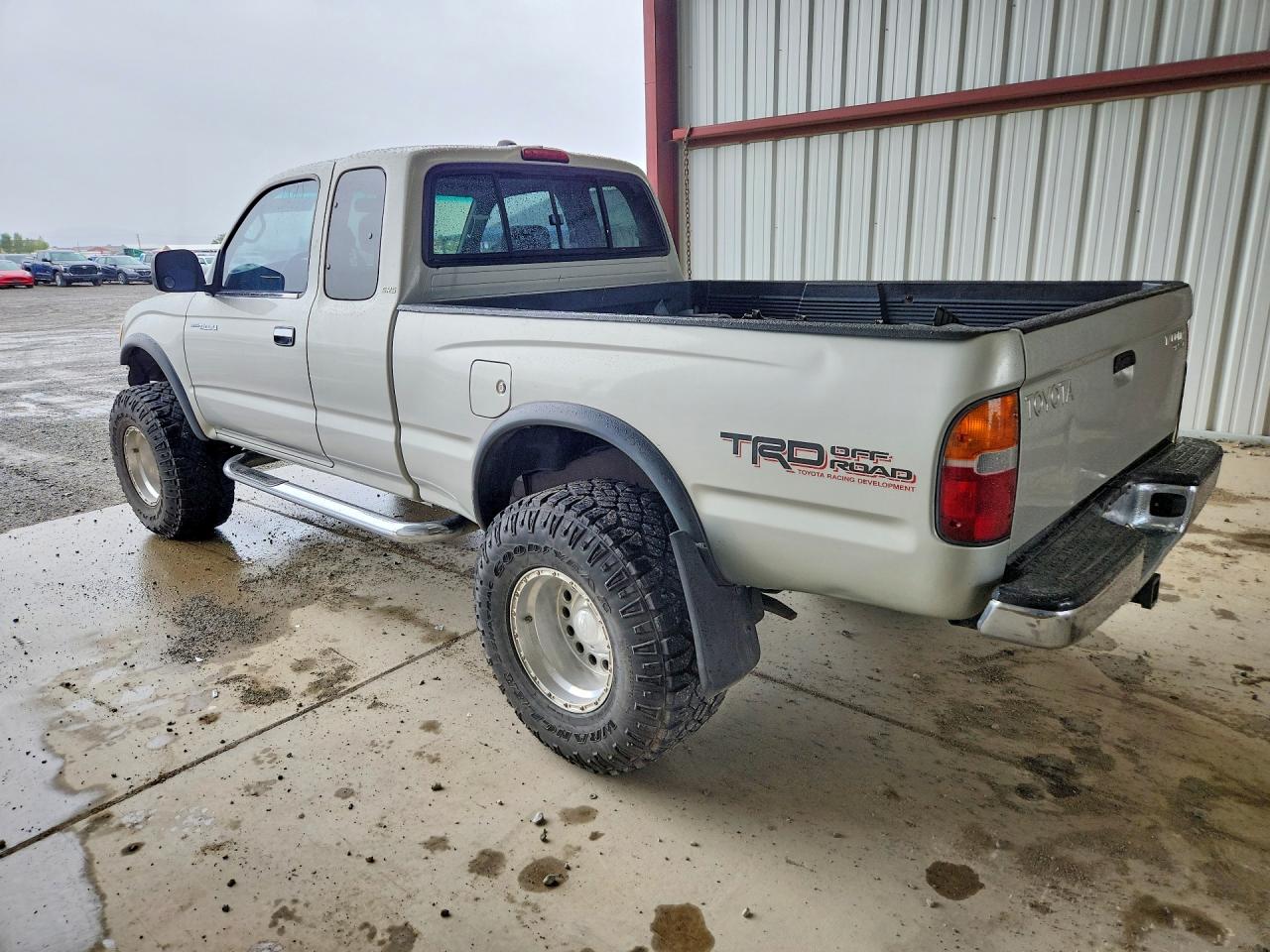 2000 Toyota Tacoma Xtracab Серебряный vin: 4TAWN72N9YZ672848