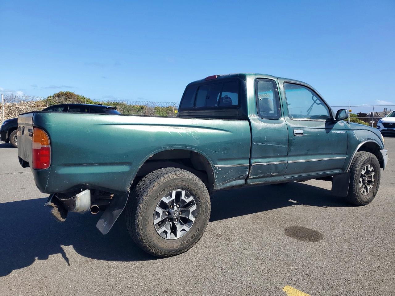1999 Toyota Tacoma Xtracab Green vin: 4TAWN72NXXZ474097