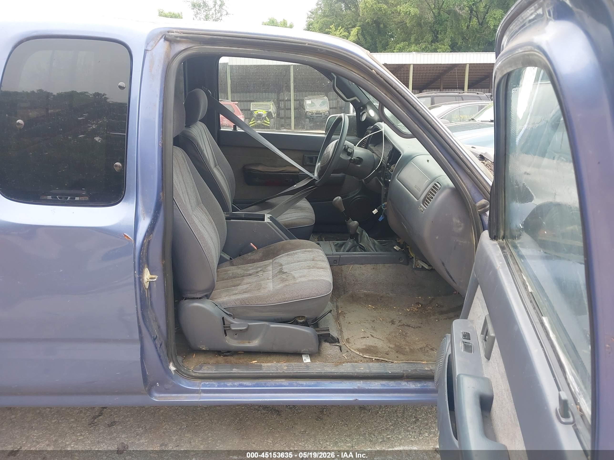 1999 Toyota Tacoma   Blue vin: 4TAWN72NXXZ548246