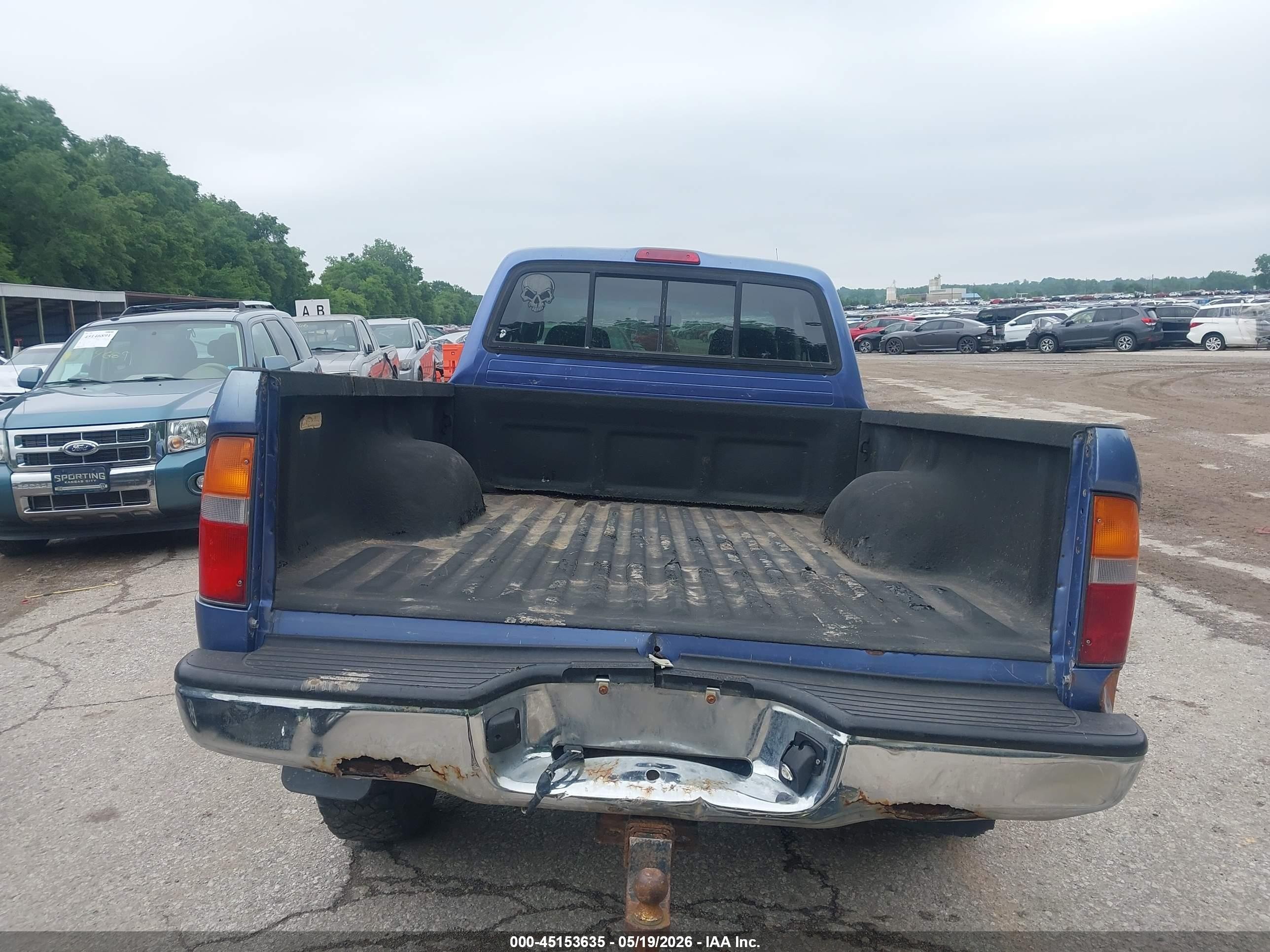 1999 Toyota Tacoma   Blue vin: 4TAWN72NXXZ548246