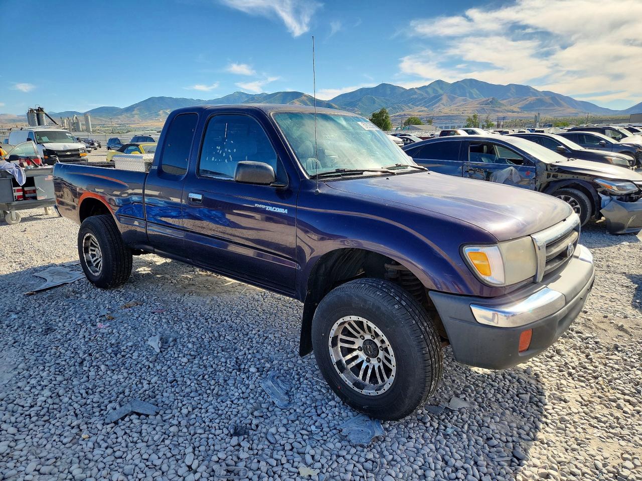 1999 Toyota Tacoma Xtracab Purple vin: 4TAWN72NXXZ557058