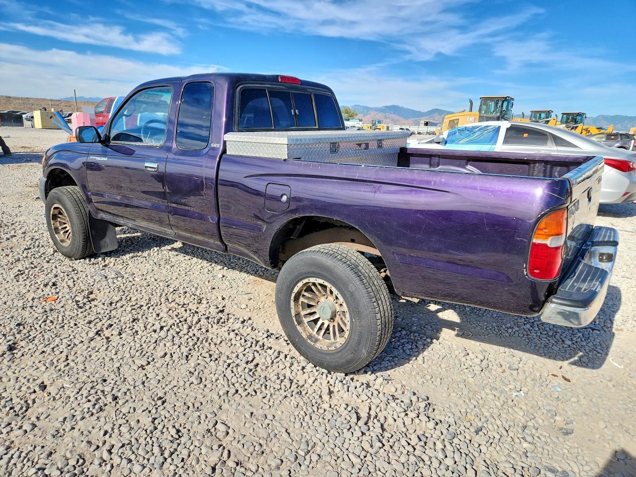 1999 Toyota Tacoma Xtracab Purple vin: 4TAWN72NXXZ557058
