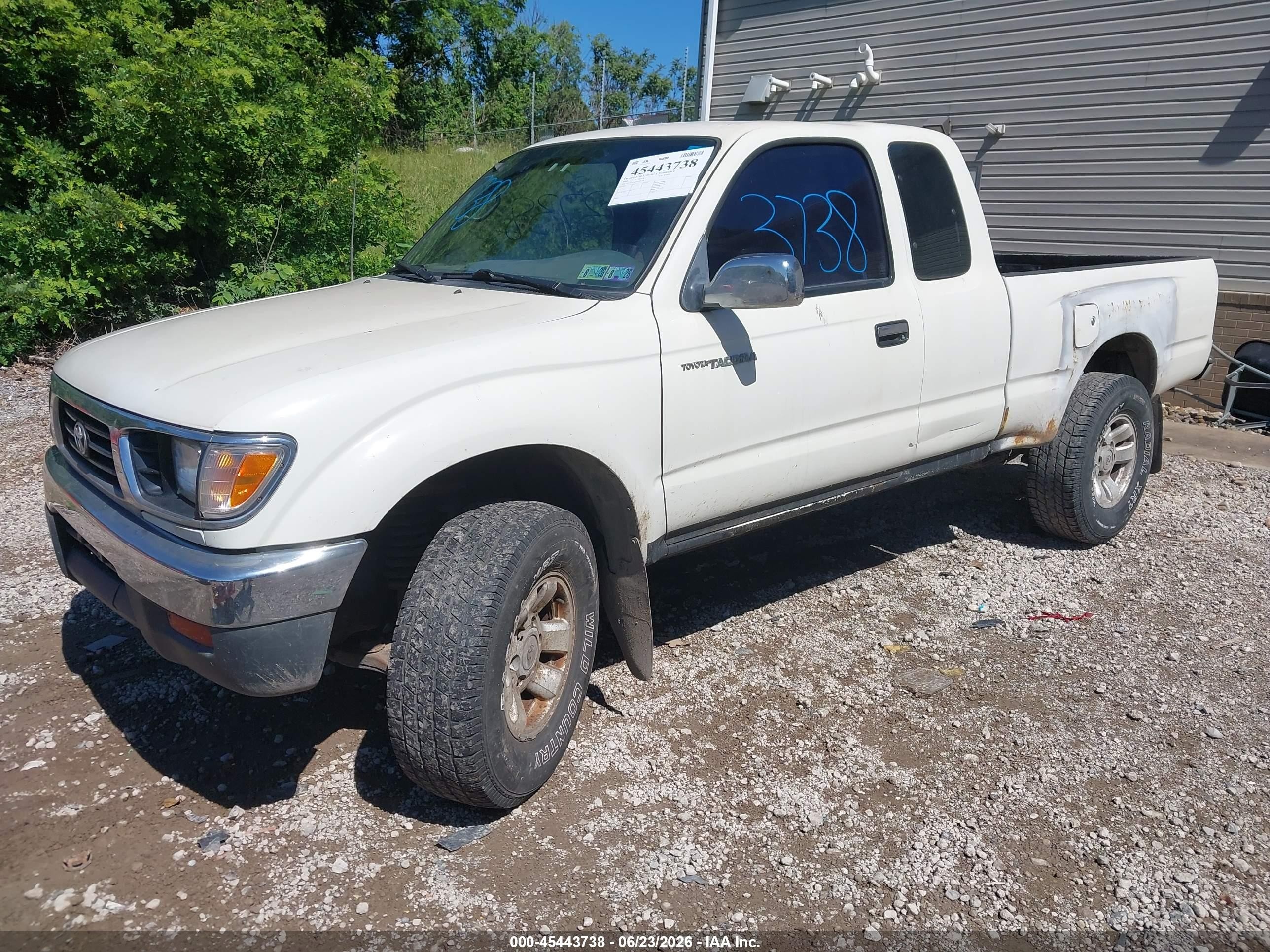 1996 Toyota Tacoma Xtracab Sr5 White vin: 4TAWN74N0TZ108768