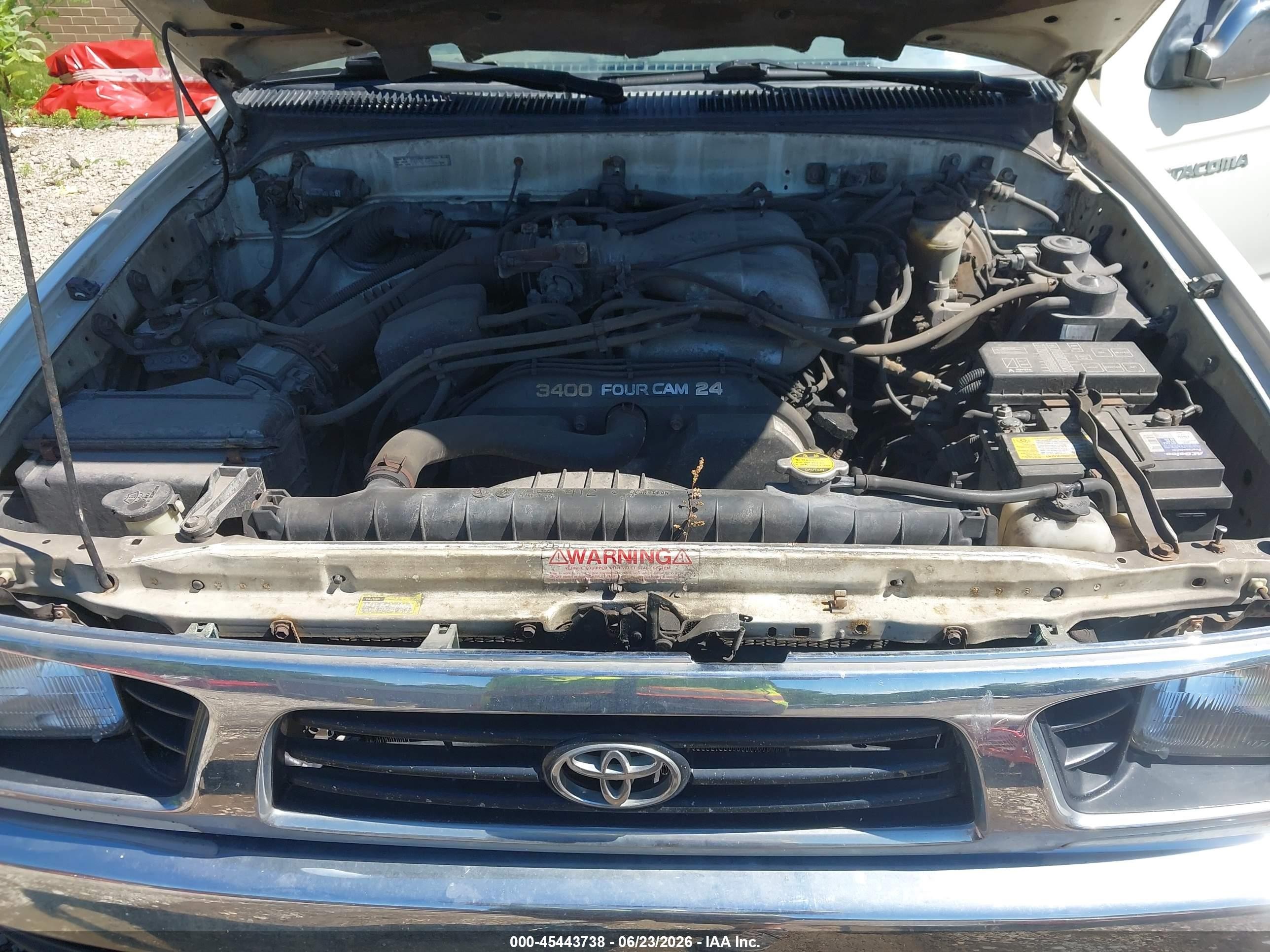 1996 Toyota Tacoma Xtracab Sr5 White vin: 4TAWN74N0TZ108768