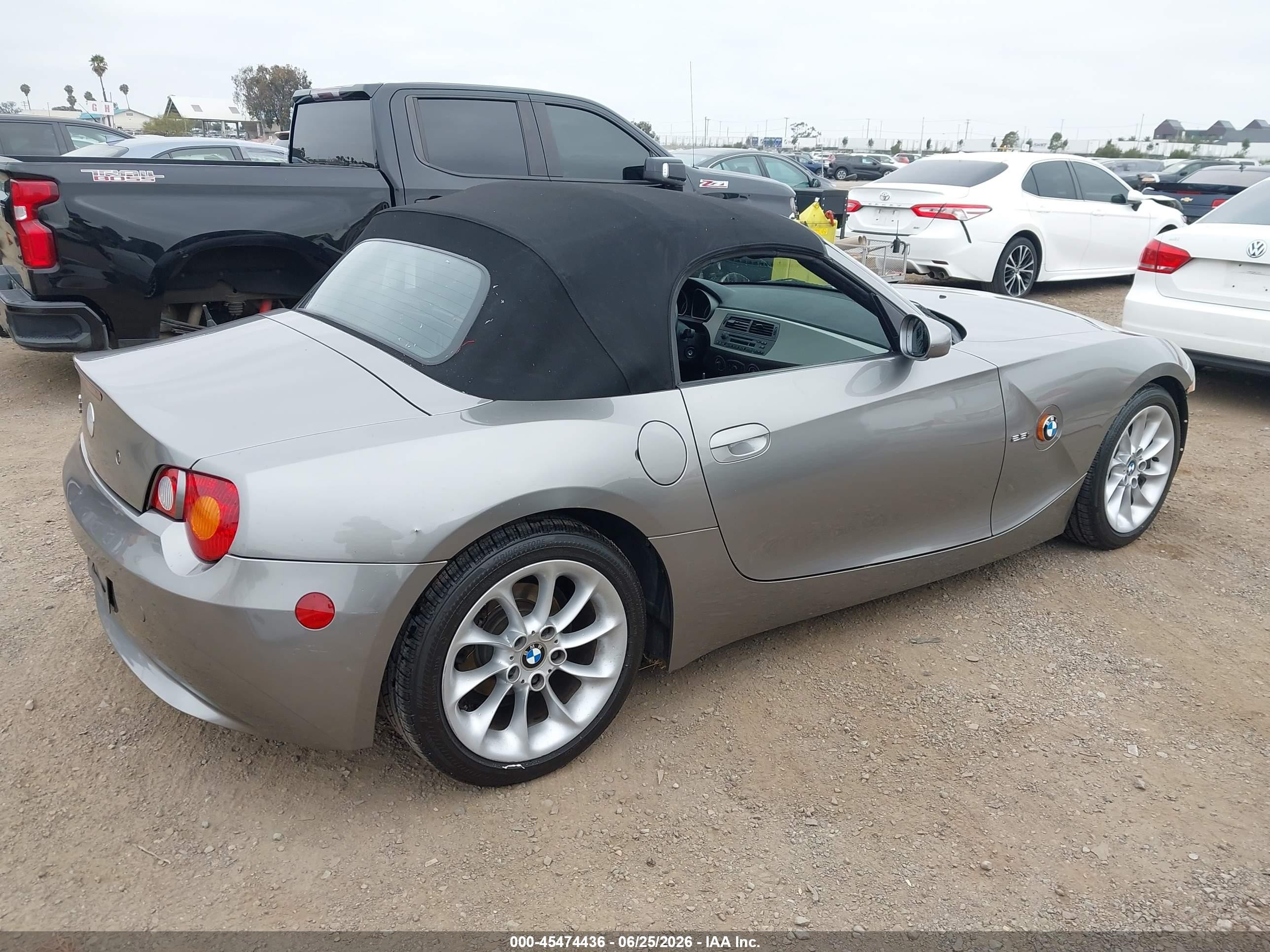 2003 Bmw Z4 2.5i Gray vin: 4USBT33413LR61963