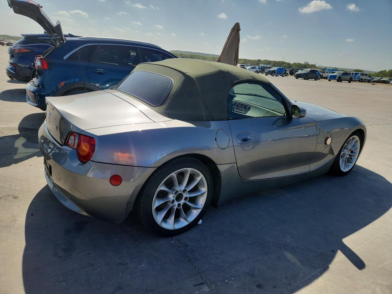 2004 Bmw Z4 2.5 Gray vin: 4USBT33464LS48512