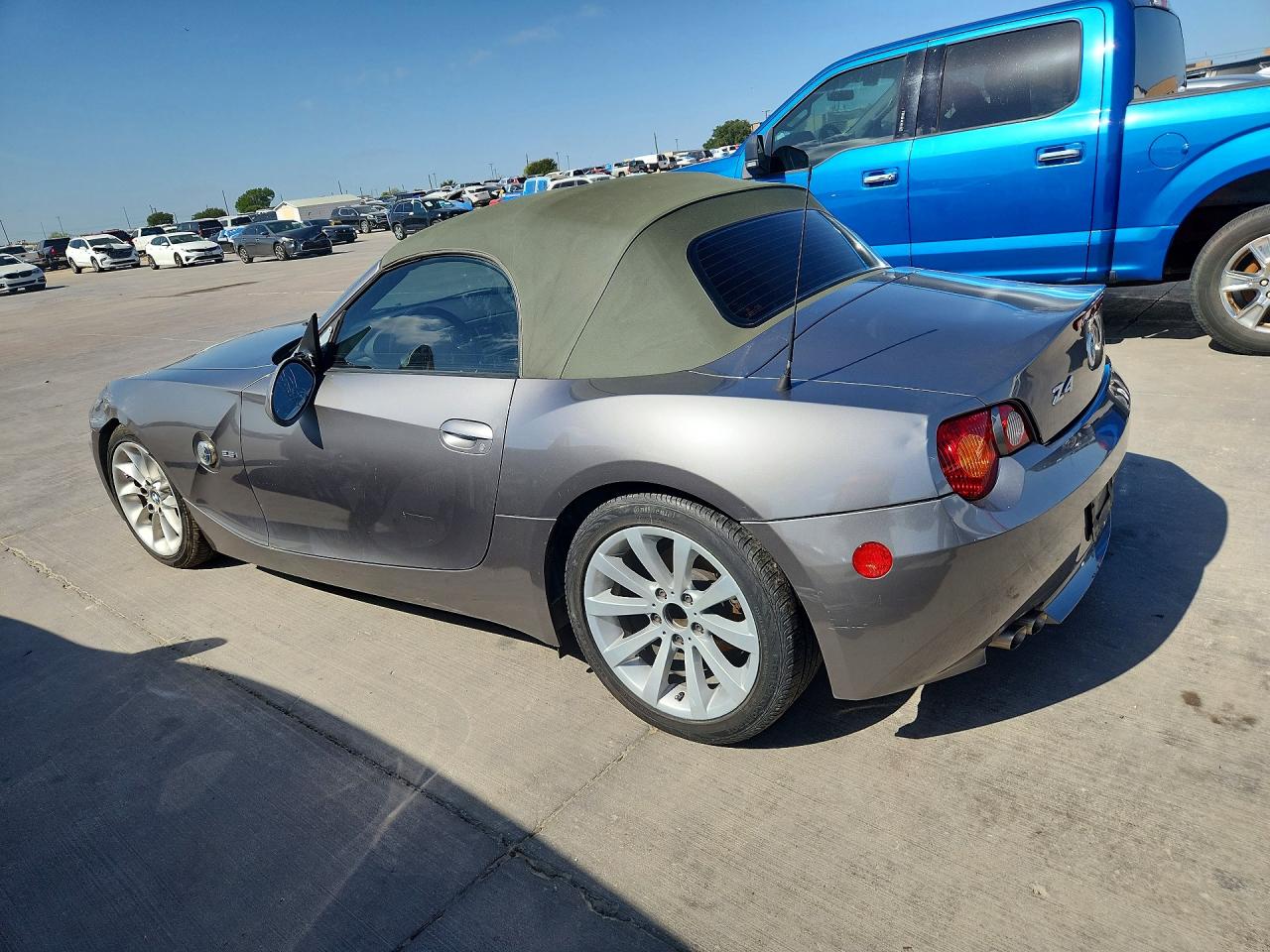 2004 Bmw Z4 2.5 Gray vin: 4USBT33464LS48512