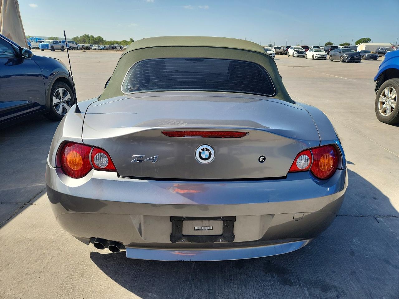 2004 Bmw Z4 2.5 Gray vin: 4USBT33464LS48512