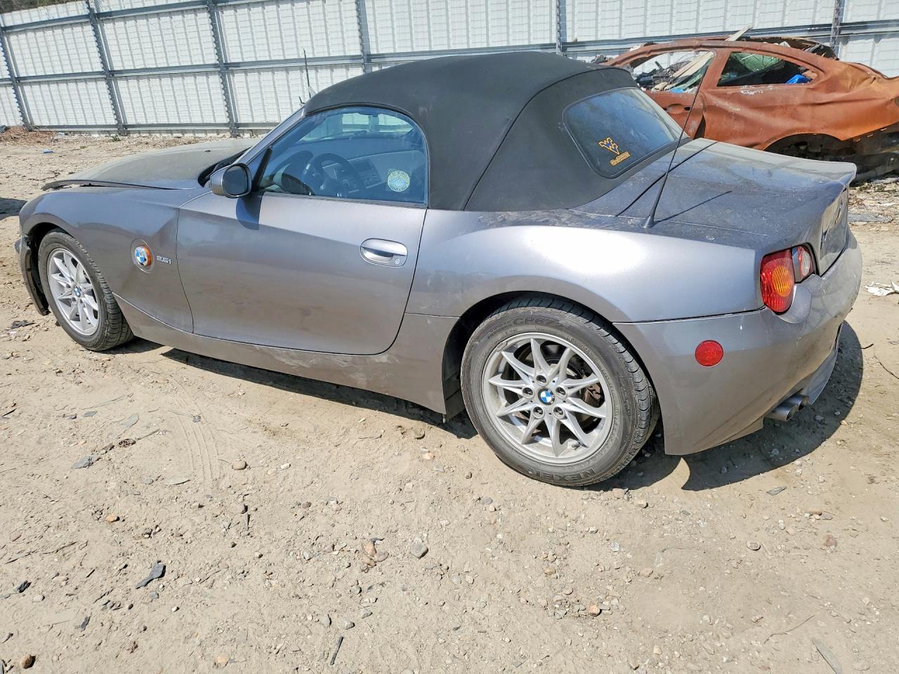 2004 Bmw Z4 2.5 Gray vin: 4USBT33474LS48518