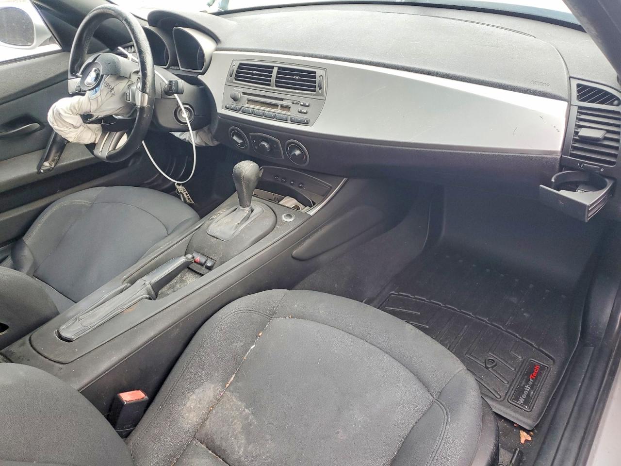 2004 Bmw Z4 2.5 Серебряный vin: 4USBT33484LS48561