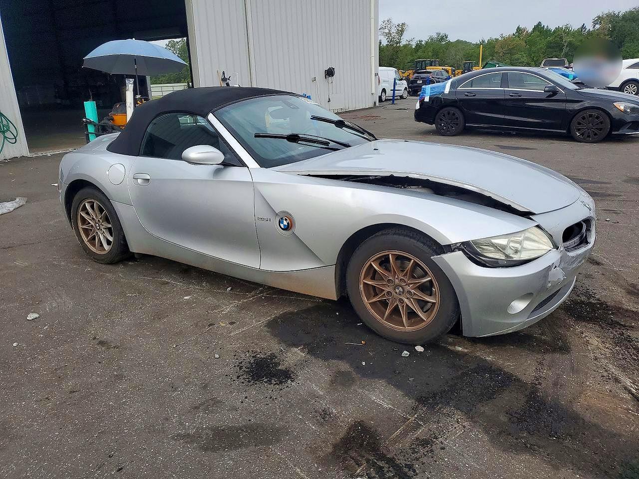2004 Bmw Z4 2.5 Серебряный vin: 4USBT33484LS48561