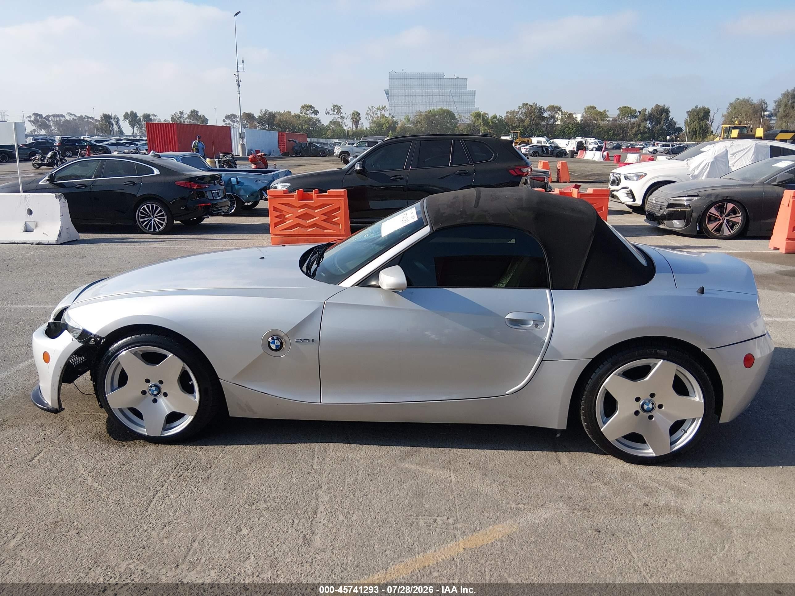 2005 Bmw Z4 2.5i Silver vin: 4USBT33505LS53800