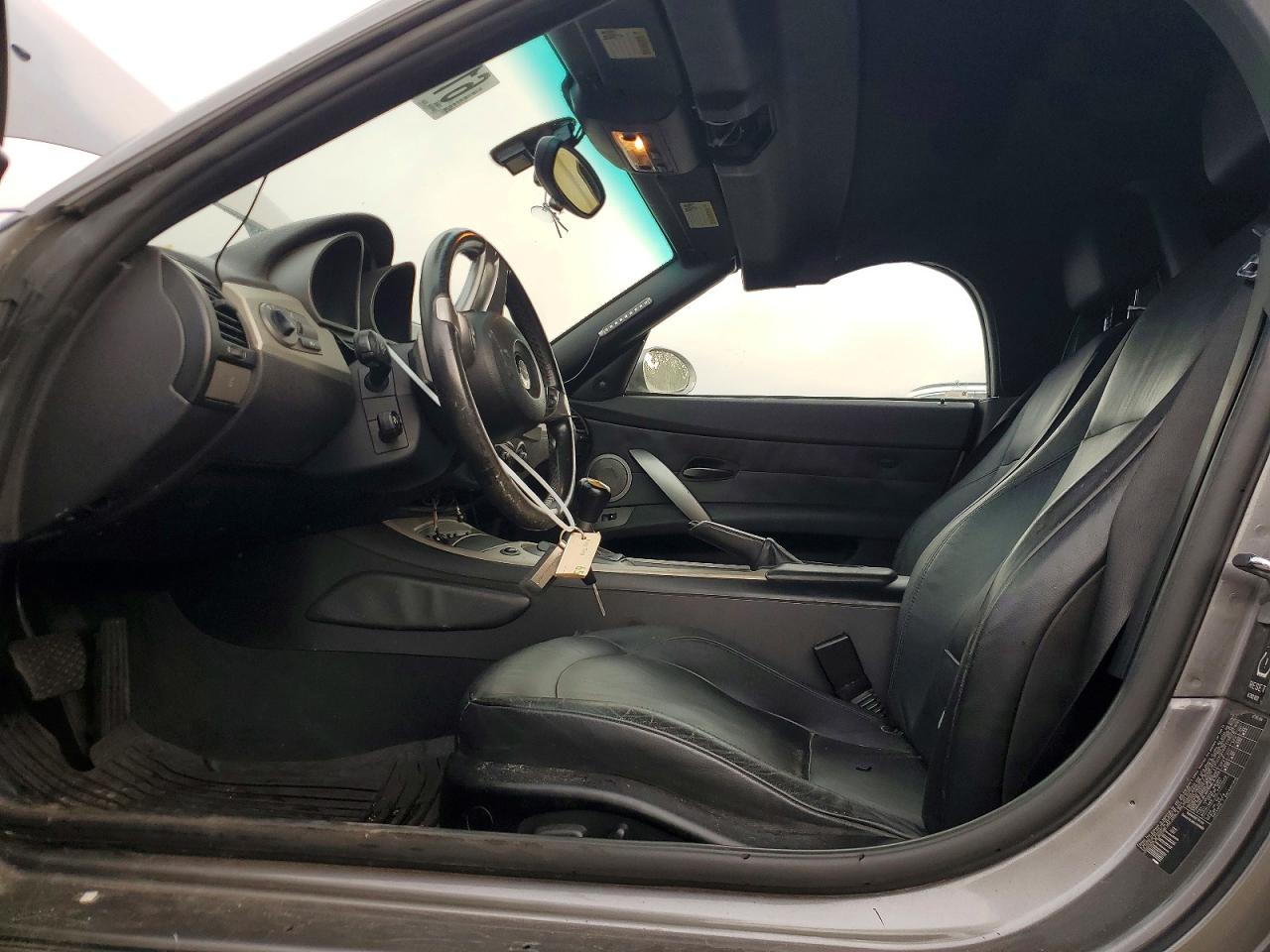 2004 Bmw Z4 2.5 Charcoal vin: 4USBT33524LR68088