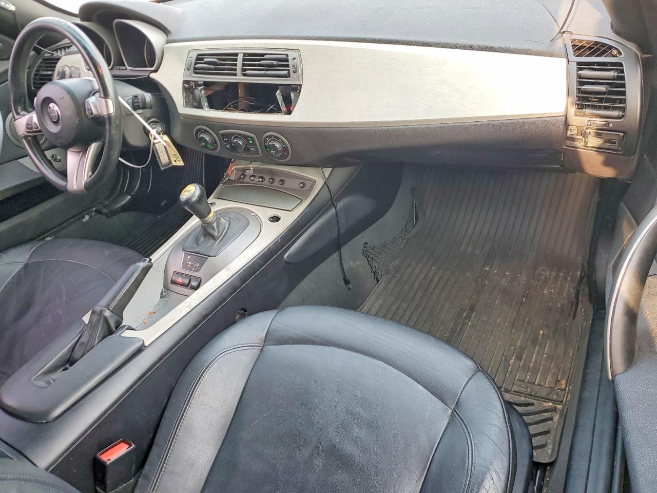 2004 Bmw Z4 2.5 Charcoal vin: 4USBT33524LR68088