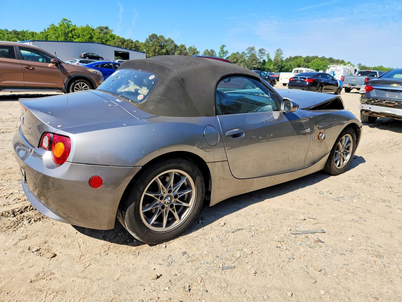 2004 Bmw Z4 2.5 Gray vin: 4USBT33574LS50682