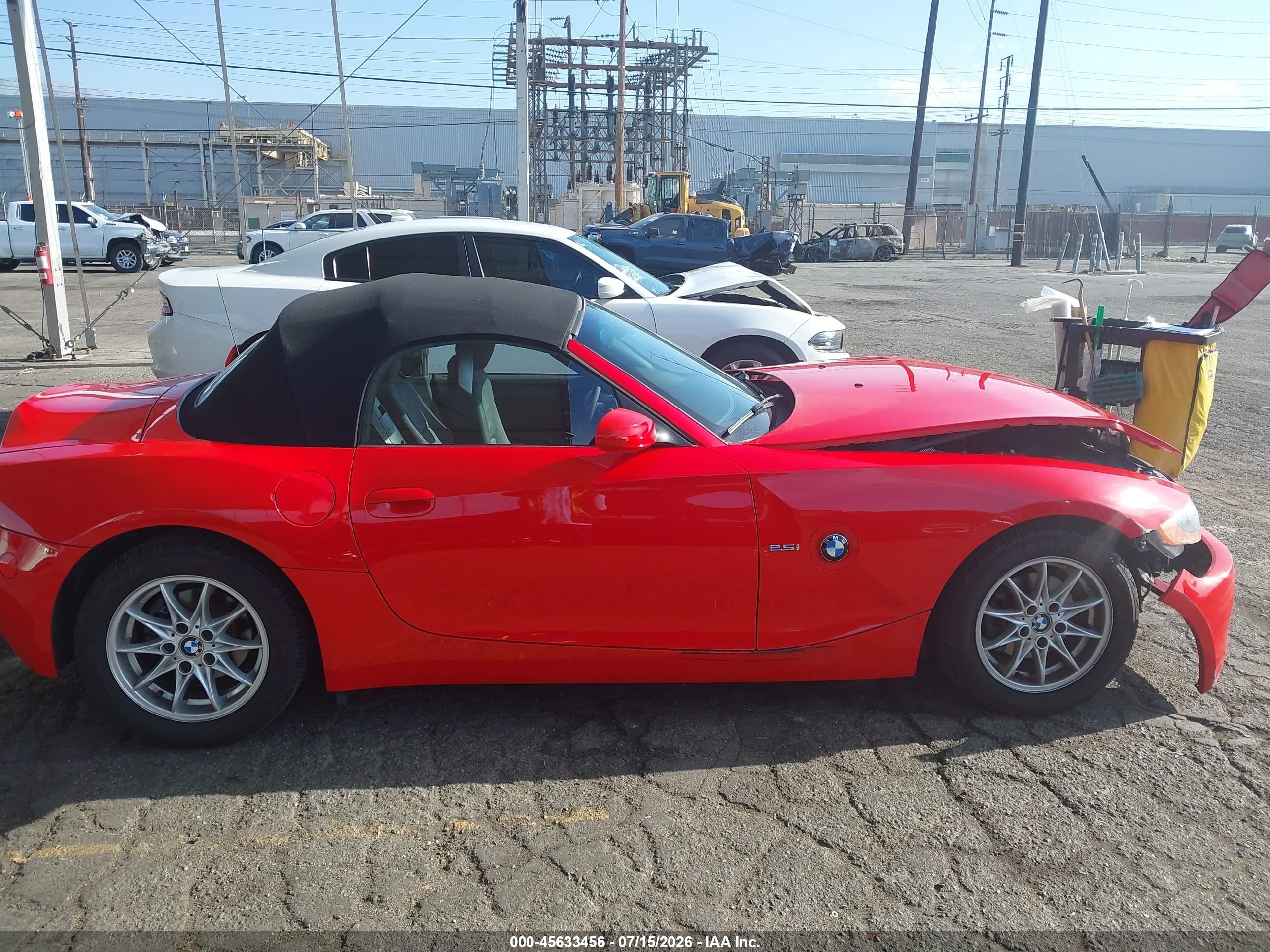 2004 Bmw Z4 2.5i Red vin: 4USBT33594LS50246