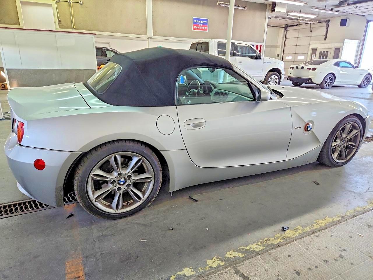 2003 Bmw Z4 3.0 Silver vin: 4USBT53403LU01105