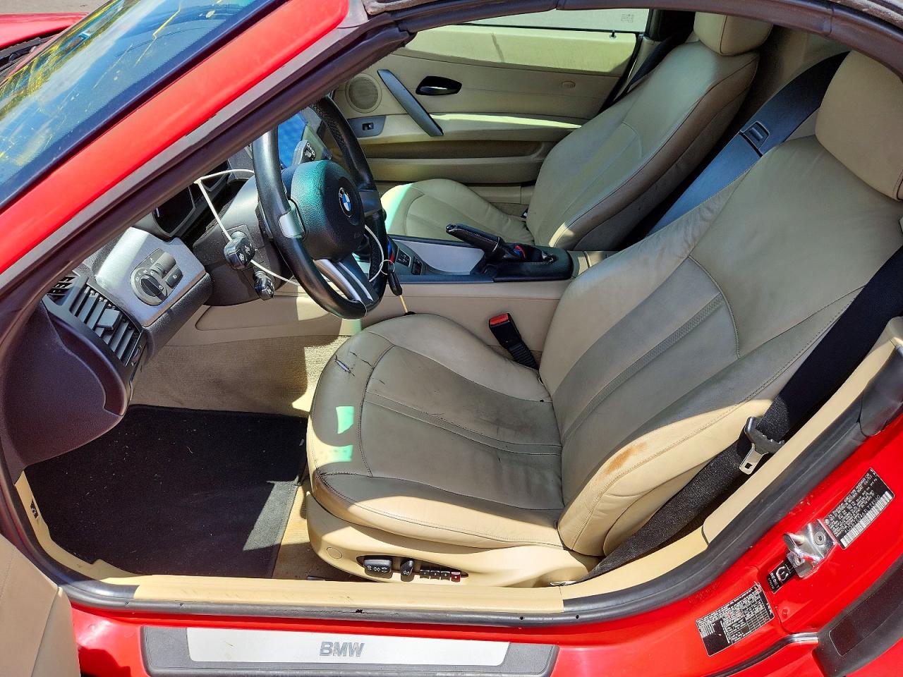 2003 Bmw Z4 3.0 Red vin: 4USBT53463LT23560