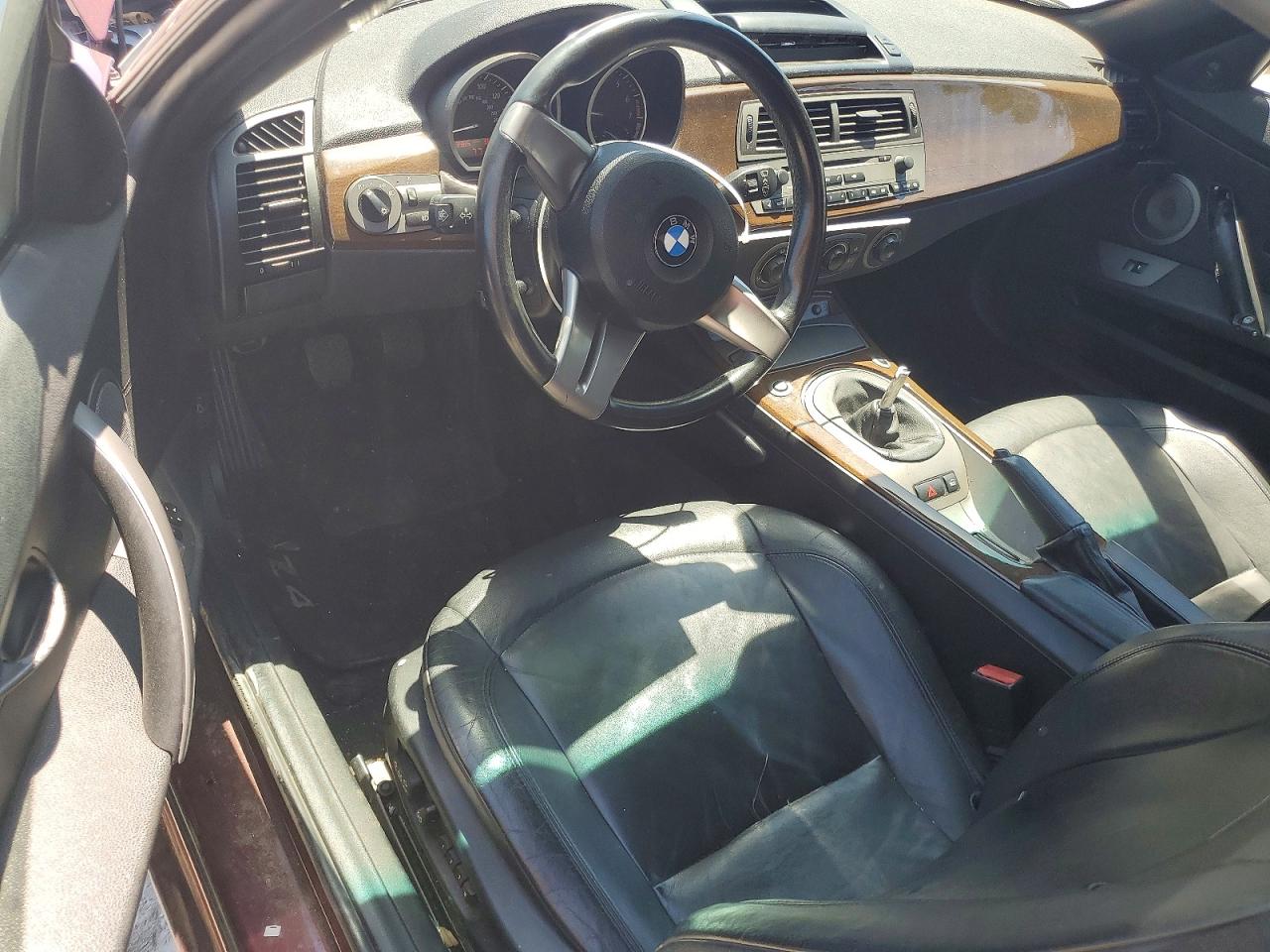 2003 Bmw Z4 3.0 Burgundy vin: 4USBT53493LT22774