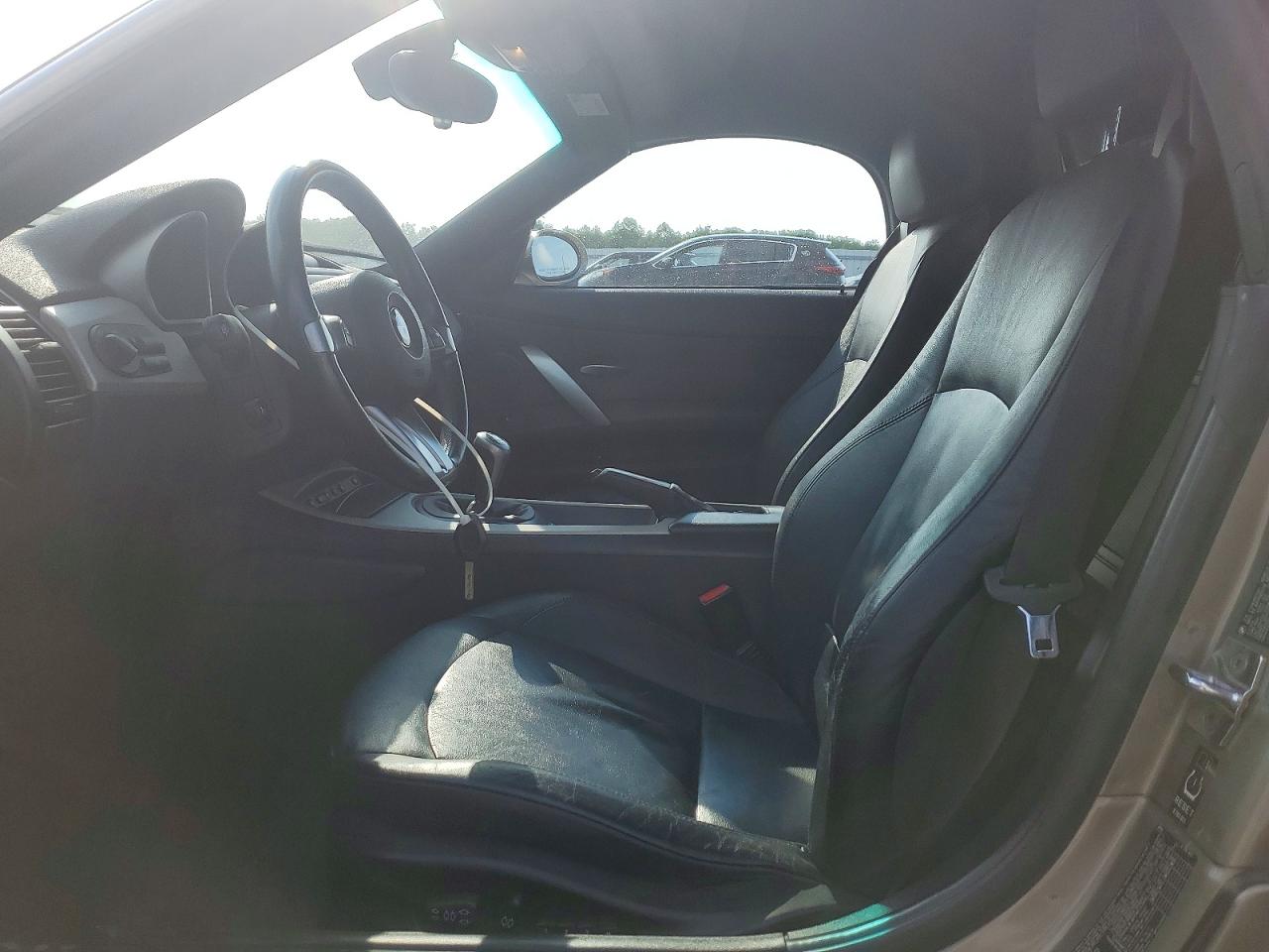 2005 Bmw Z4 3.0 Beige vin: 4USBT53525LT28184
