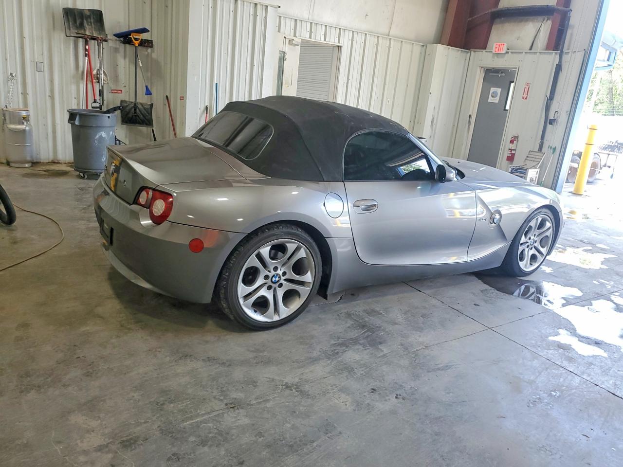 2005 Bmw Z4 3.0 Gray vin: 4USBT53545LT28509