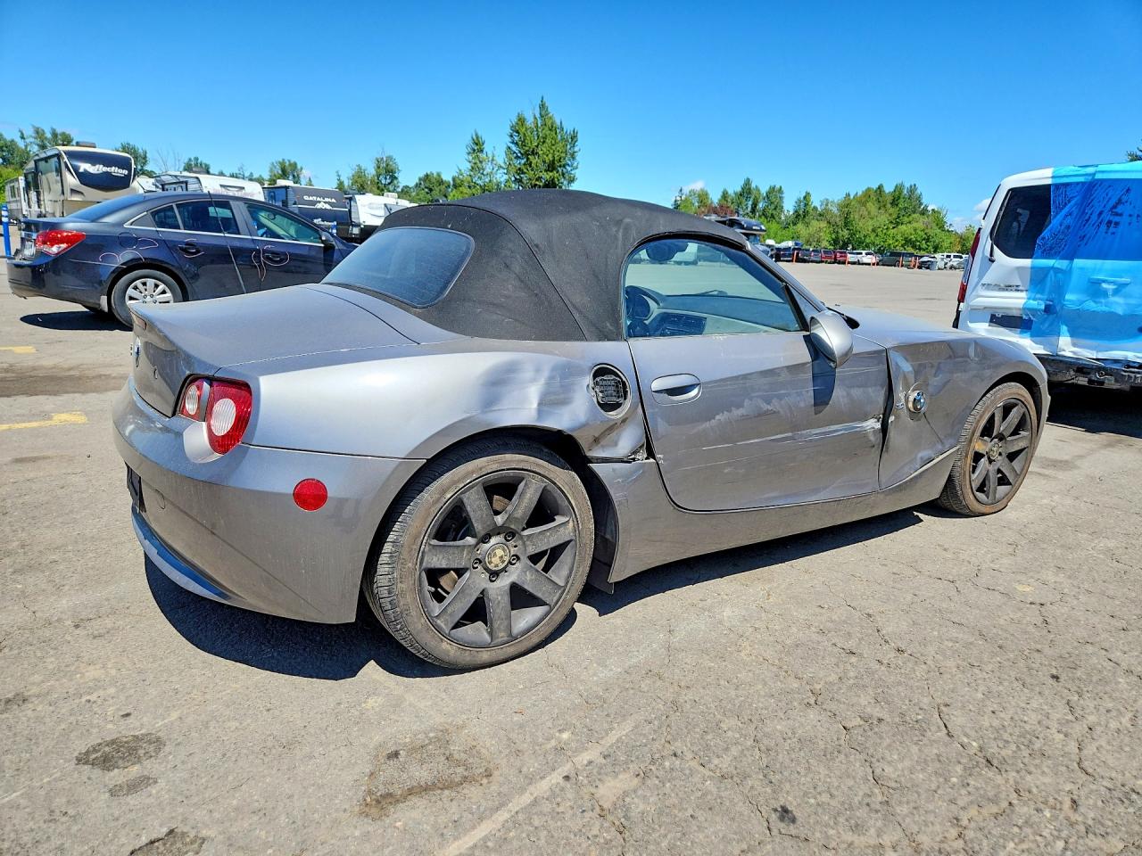 2005 Bmw Z4 3.0 Silver vin: 4USBT53545LT28672