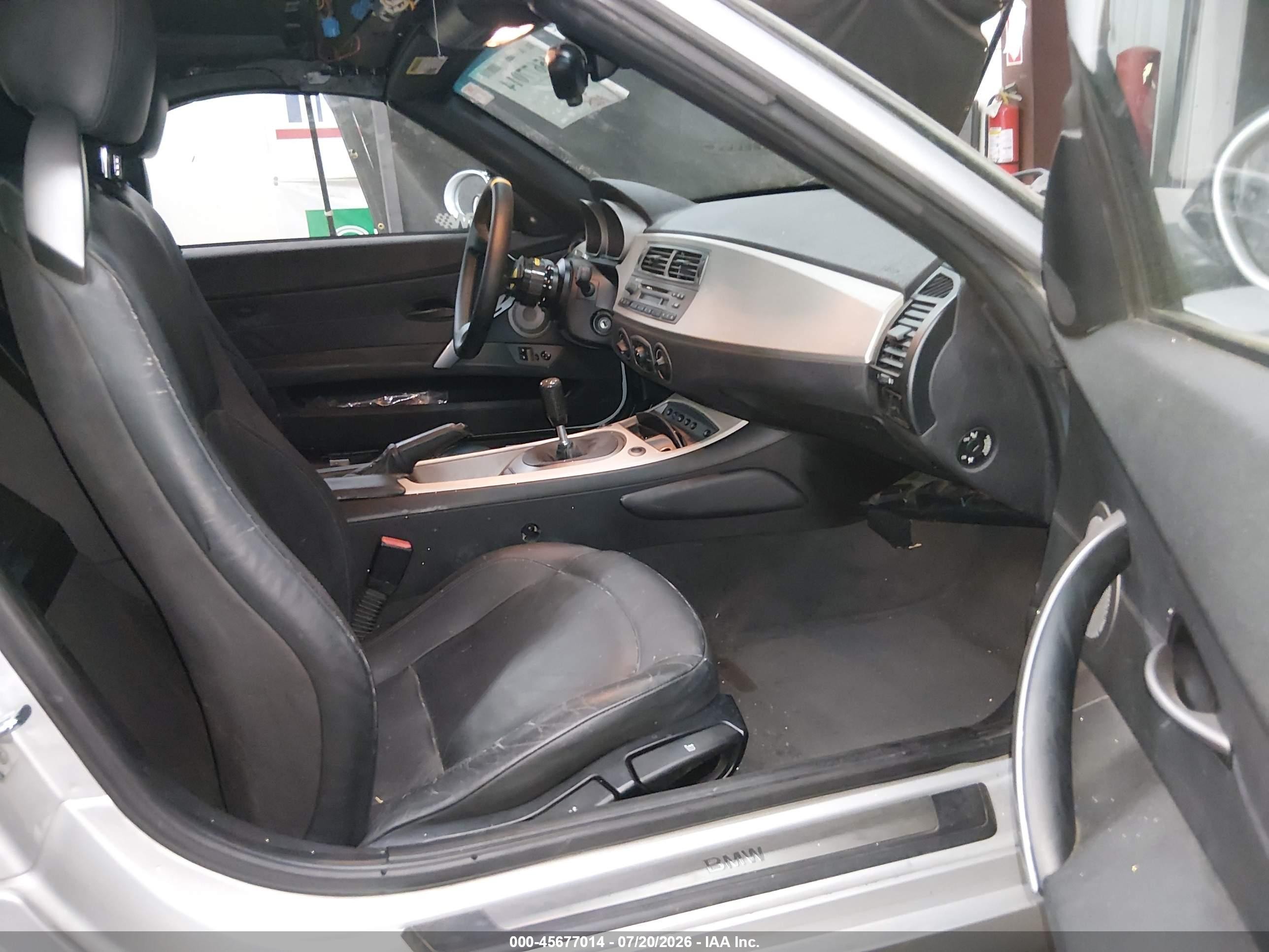 2004 Bmw Z4 3.0i Silver vin: 4USBT53584LT25076