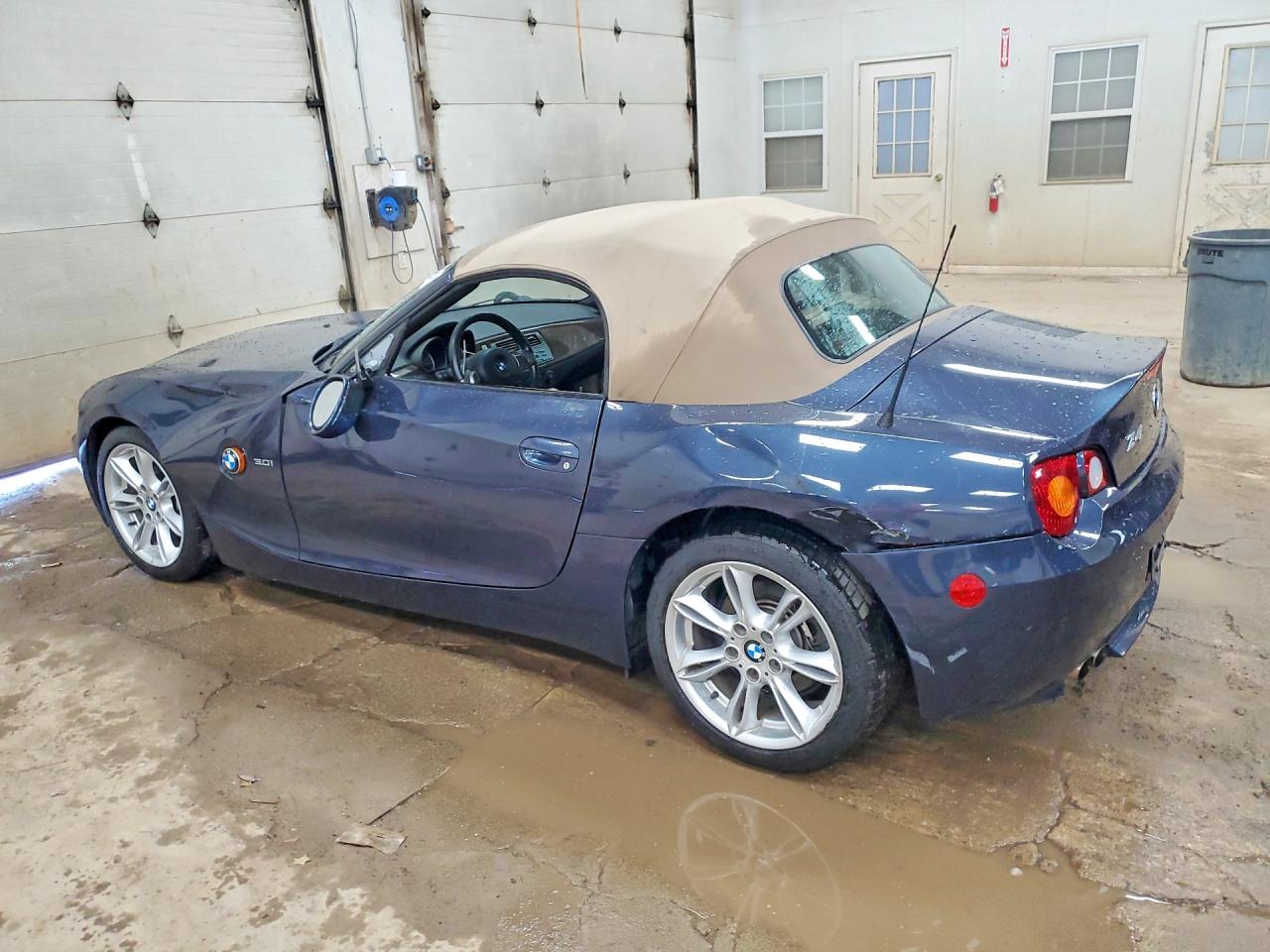 2004 Bmw Z4 3.0 Blue vin: 4USBT53594LU07124