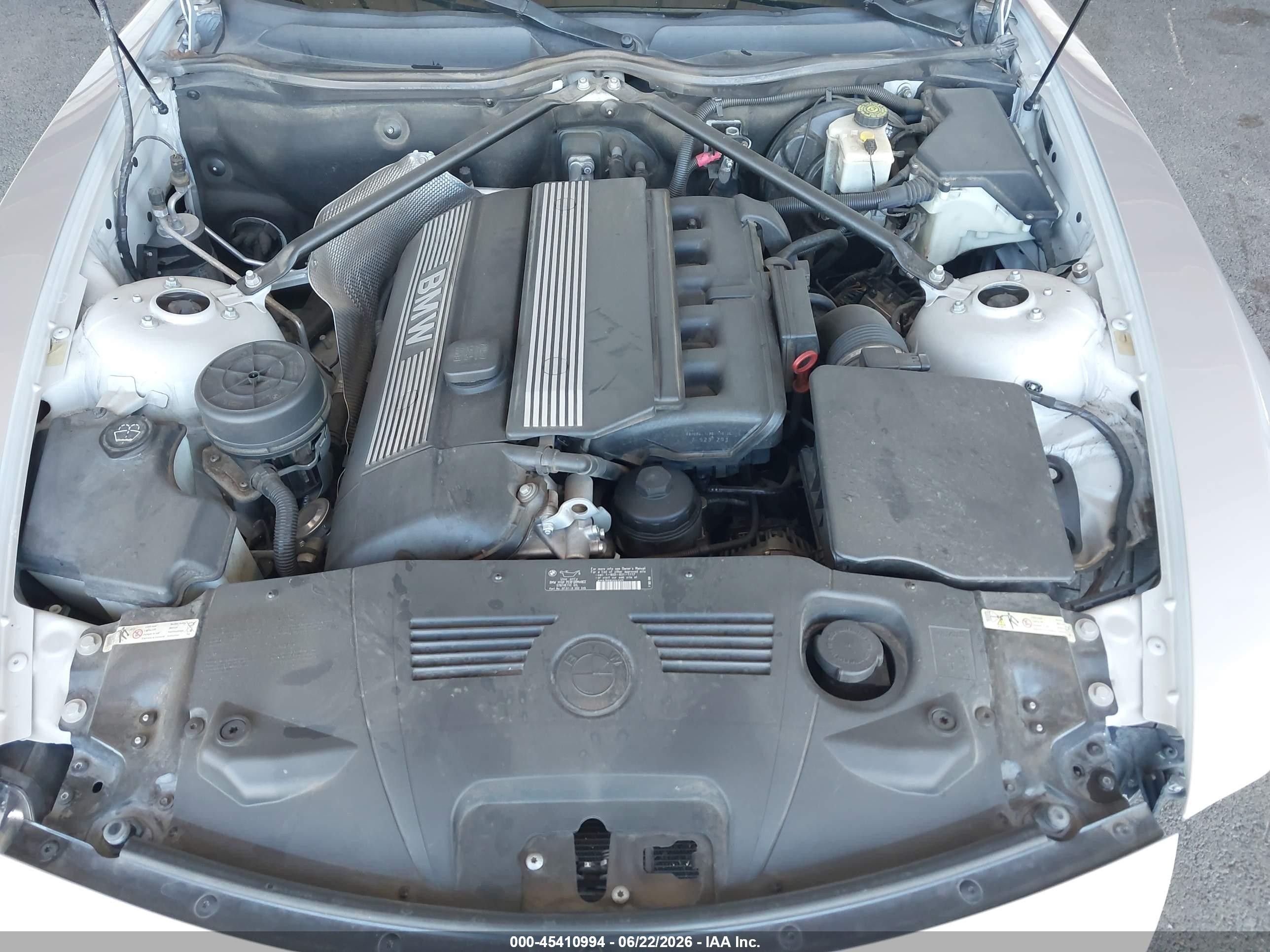 2005 Bmw Z4 3.0i Silver vin: 4USBT535X5LU10163