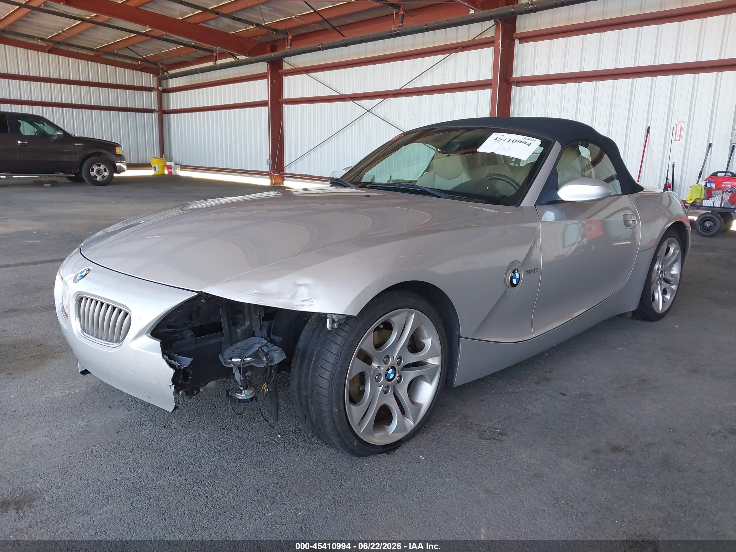 2005 Bmw Z4 3.0i Silver vin: 4USBT535X5LU10163