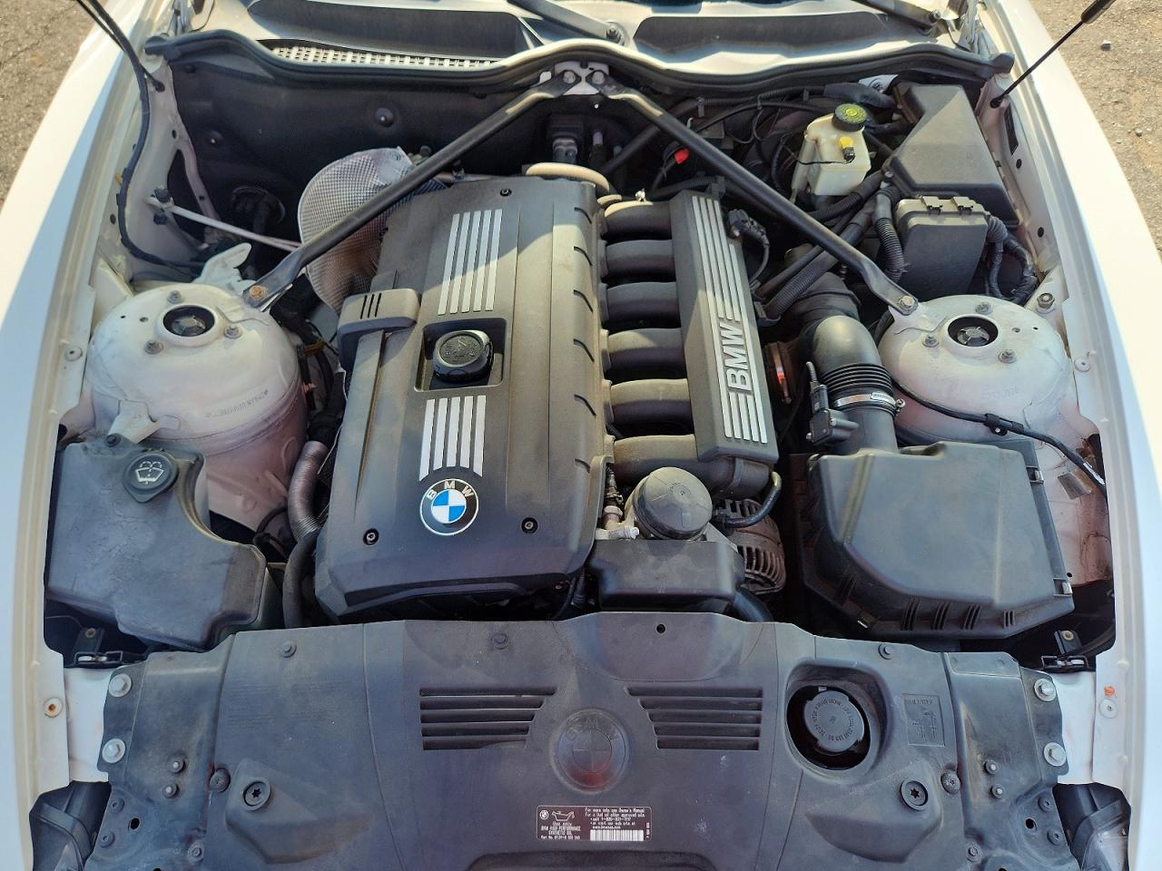 2007 Bmw Z4 3.0 White vin: 4USBU33517LW71542
