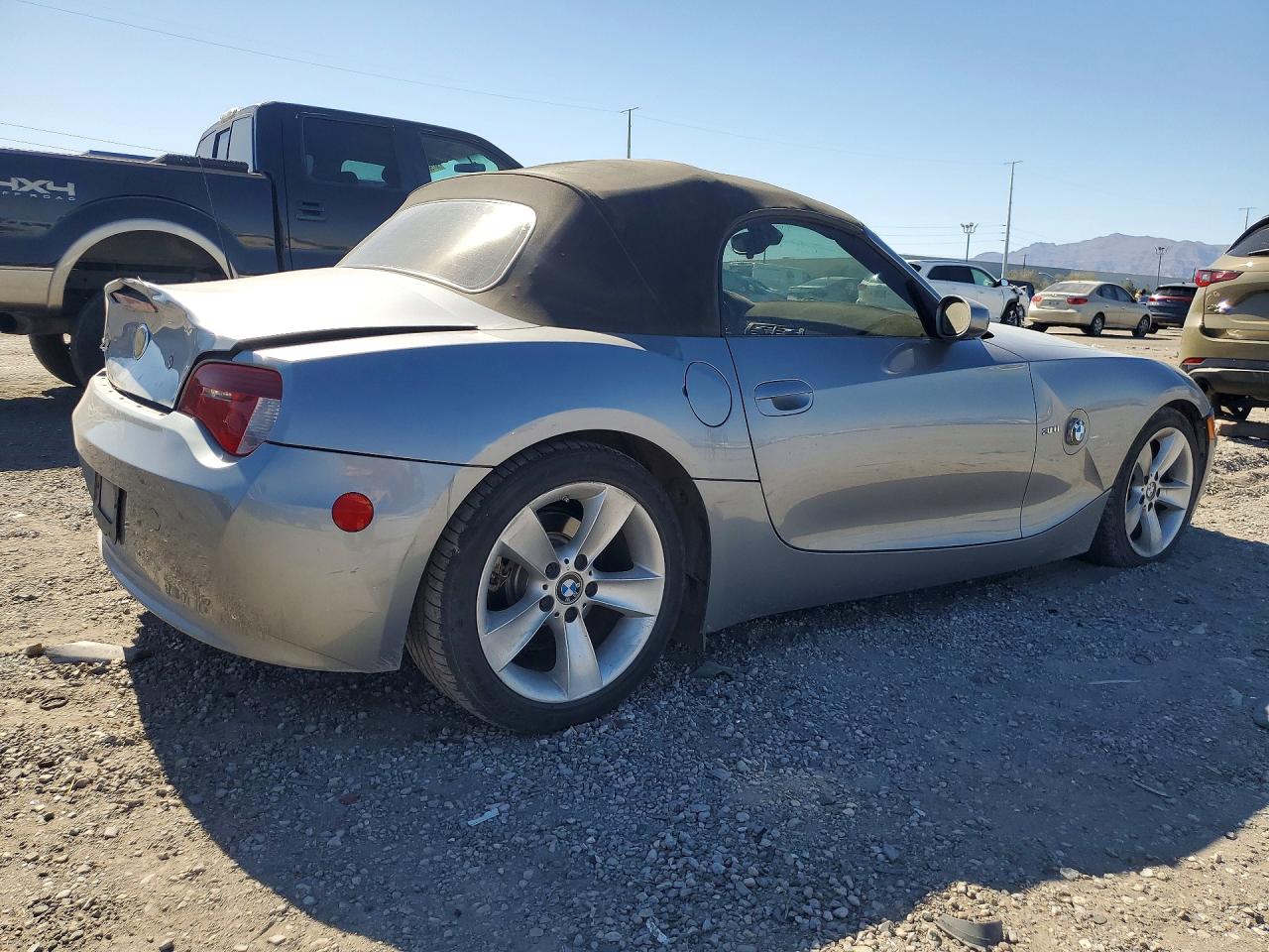 2007 Bmw Z4 3.0 Silver vin: 4USBU33537LW71560