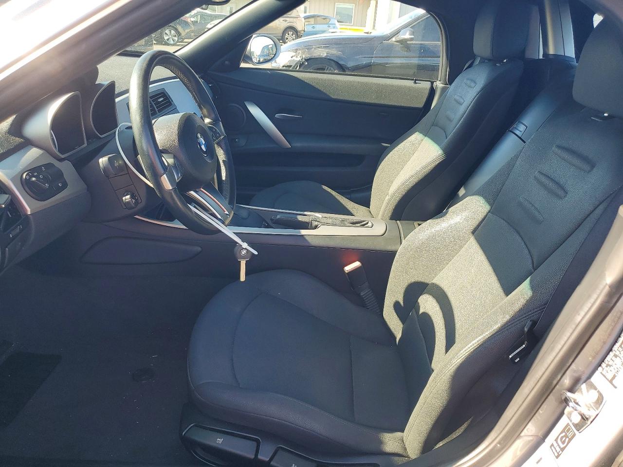 2006 Bmw Z4 3.0 Серебряный vin: 4USBU33556LW67797