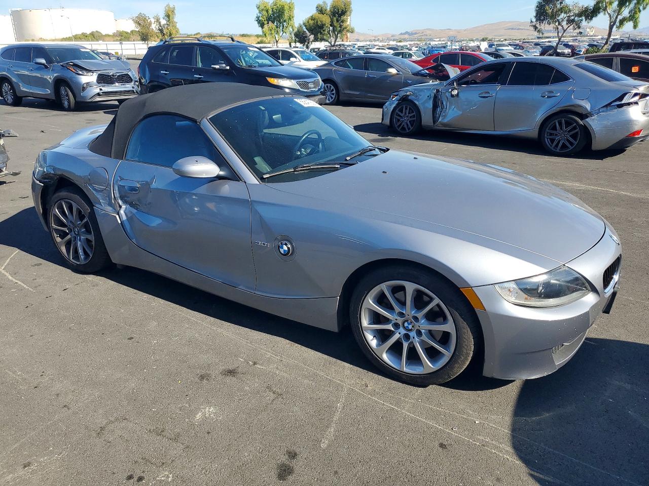 2006 Bmw Z4 3.0 Серебряный vin: 4USBU33556LW67797