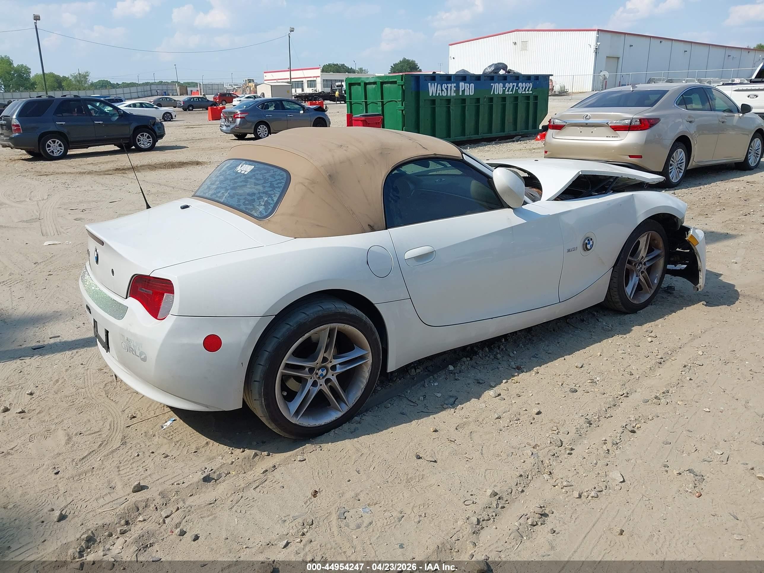 2006 Bmw Z4 3.0i White vin: 4USBU33556LW69047