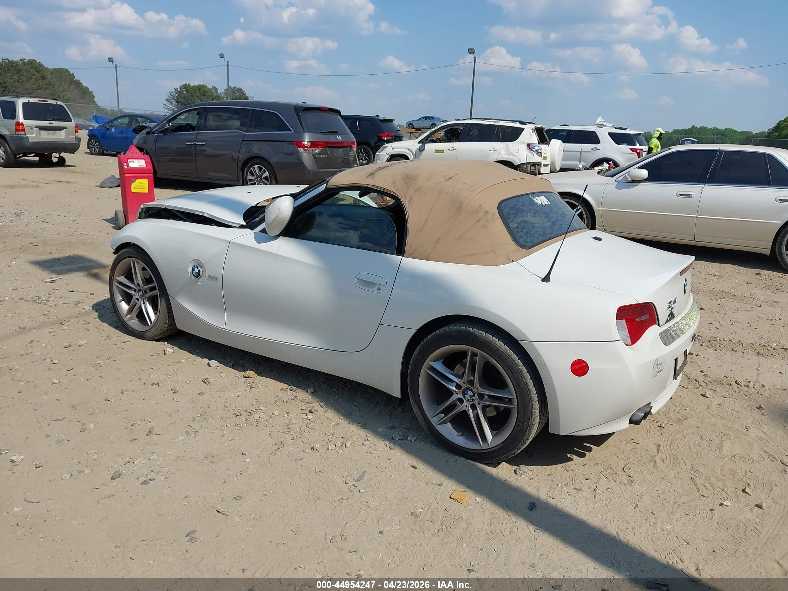 2006 Bmw Z4 3.0i White vin: 4USBU33556LW69047