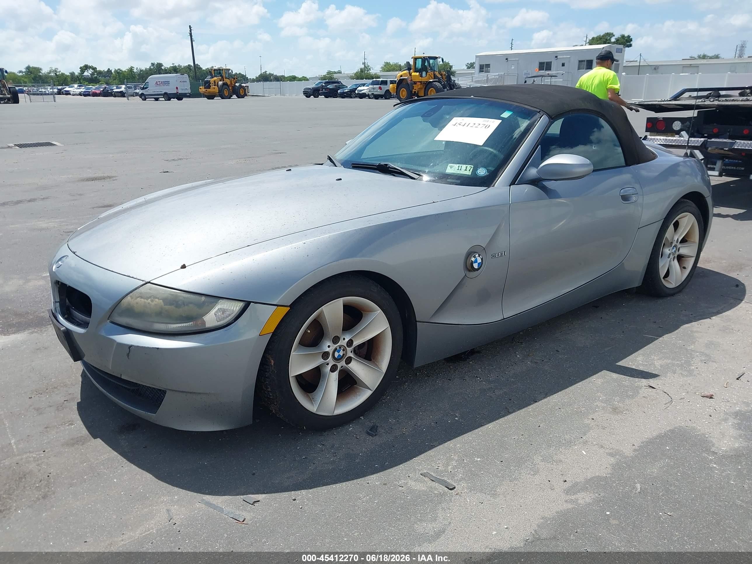 2007 Bmw Z4 3.0i Silver vin: 4USBU33557LW70815