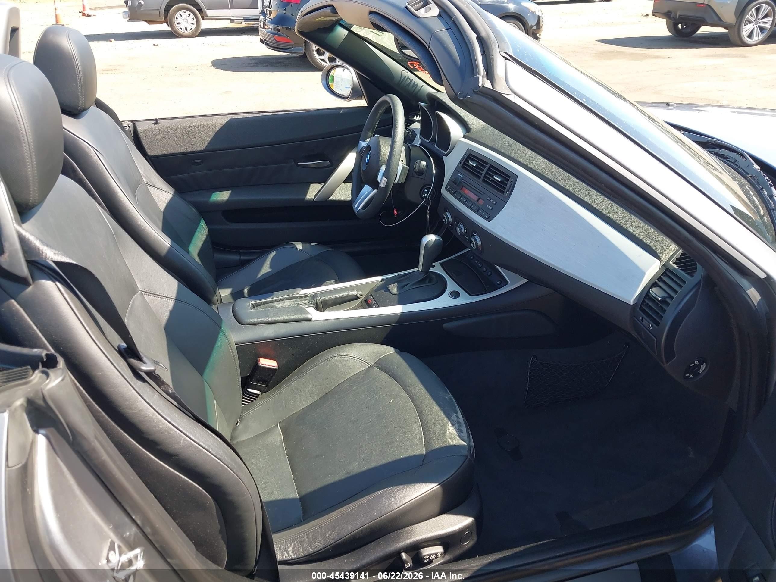 2008 Bmw Z4 3.0i Silver vin: 4USBU33578LW75399