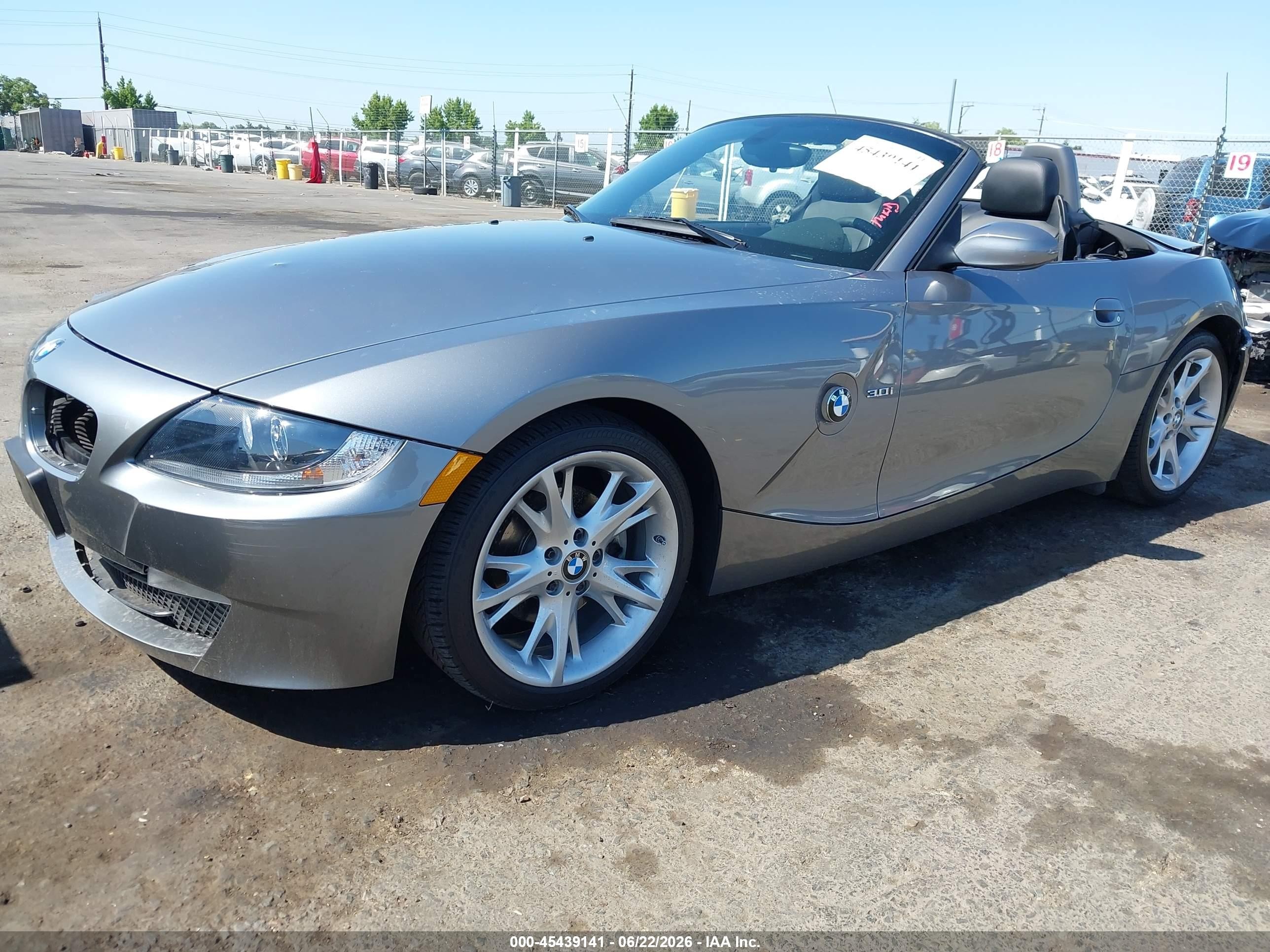 2008 Bmw Z4 3.0i Silver vin: 4USBU33578LW75399