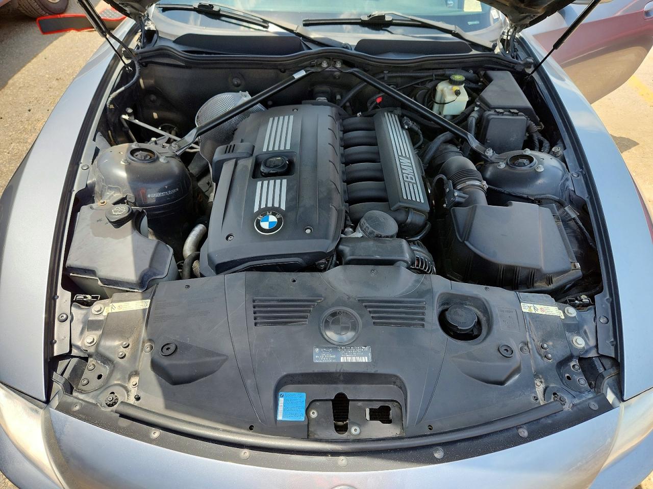 2007 Bmw Z4 3.0si Silver vin: 4USBU53577LX02580