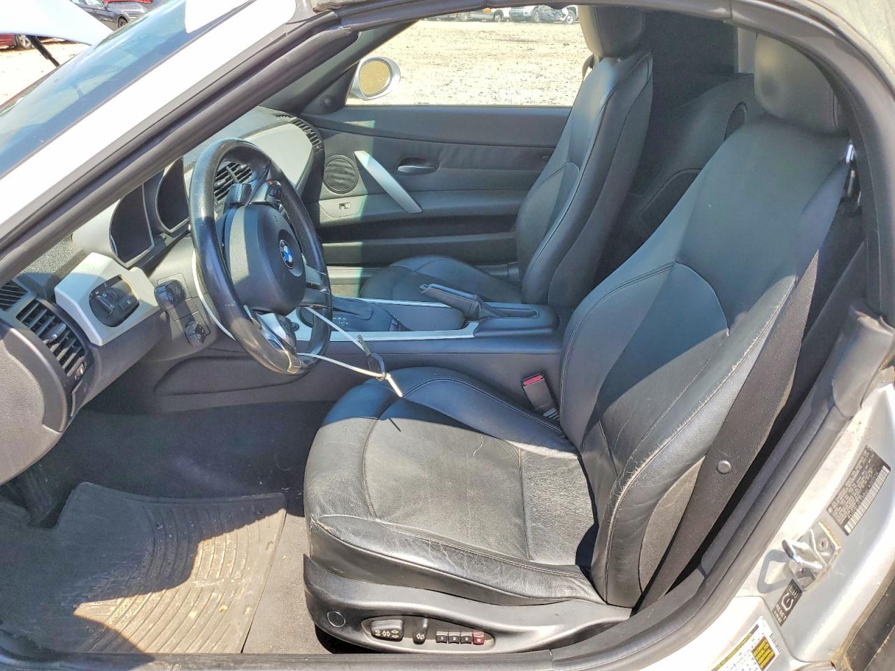 2006 Bmw Z4 3.0si Silver vin: 4USBU53586LX00514