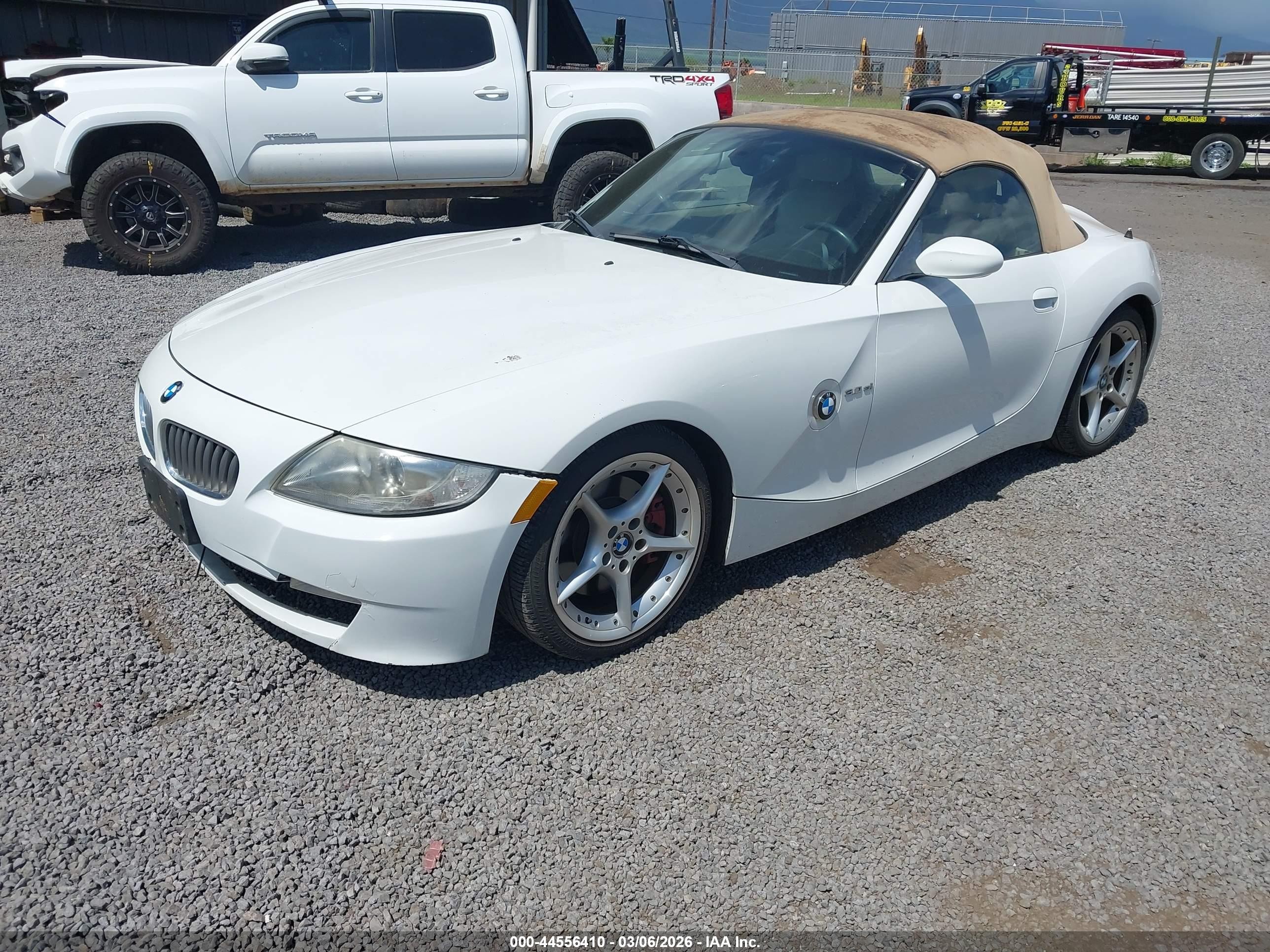 2008 Bmw Z4 3.0si White vin: 4USBU53598LX04526