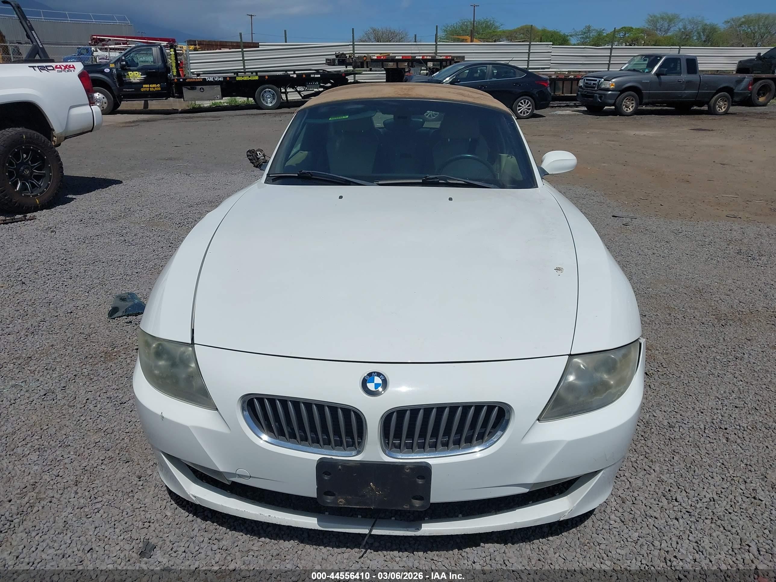 2008 Bmw Z4 3.0si White vin: 4USBU53598LX04526
