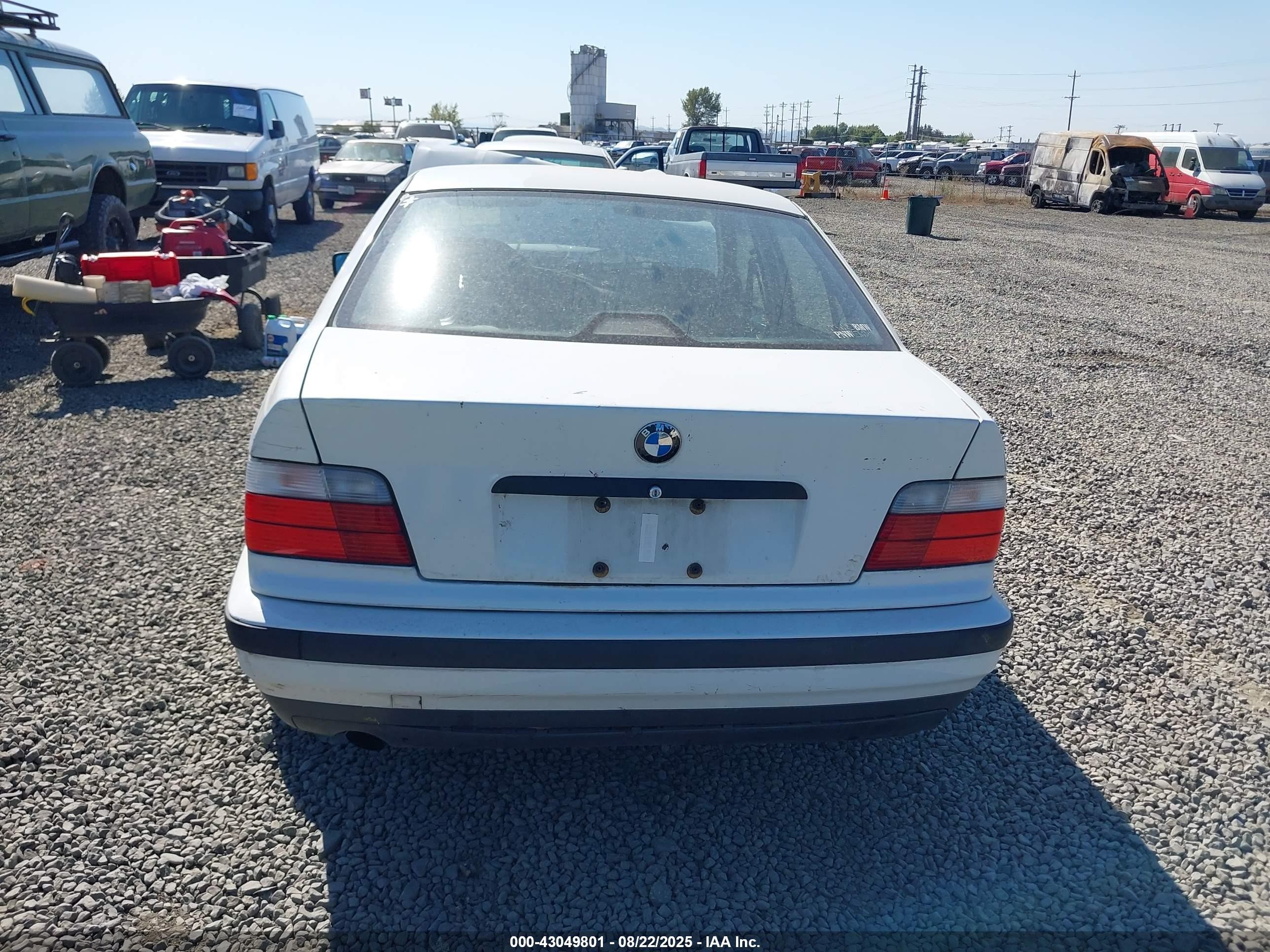1995 Bmw 318 I White vin: 4USCC7322SLA02471