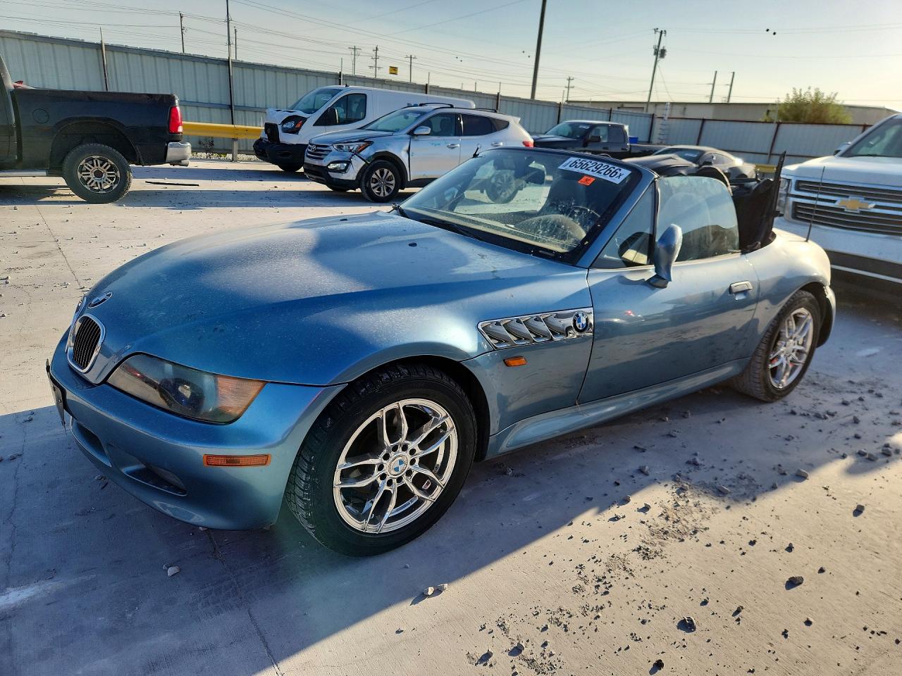 1998 Bmw Z3 1.9 Blue vin: 4USCH7324WLE07125