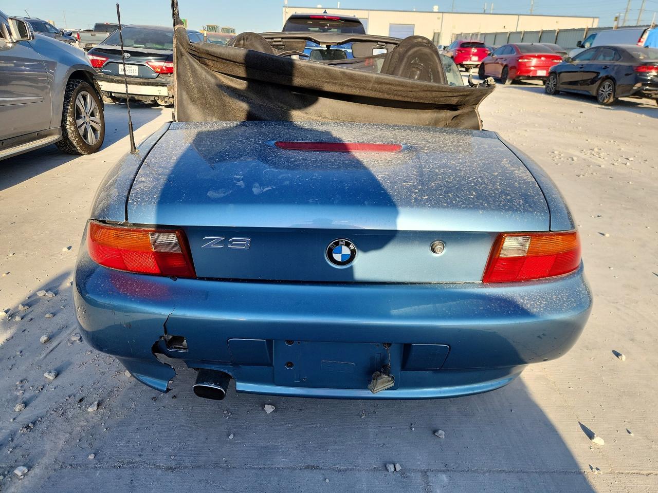 1998 Bmw Z3 1.9 Blue vin: 4USCH7324WLE07125